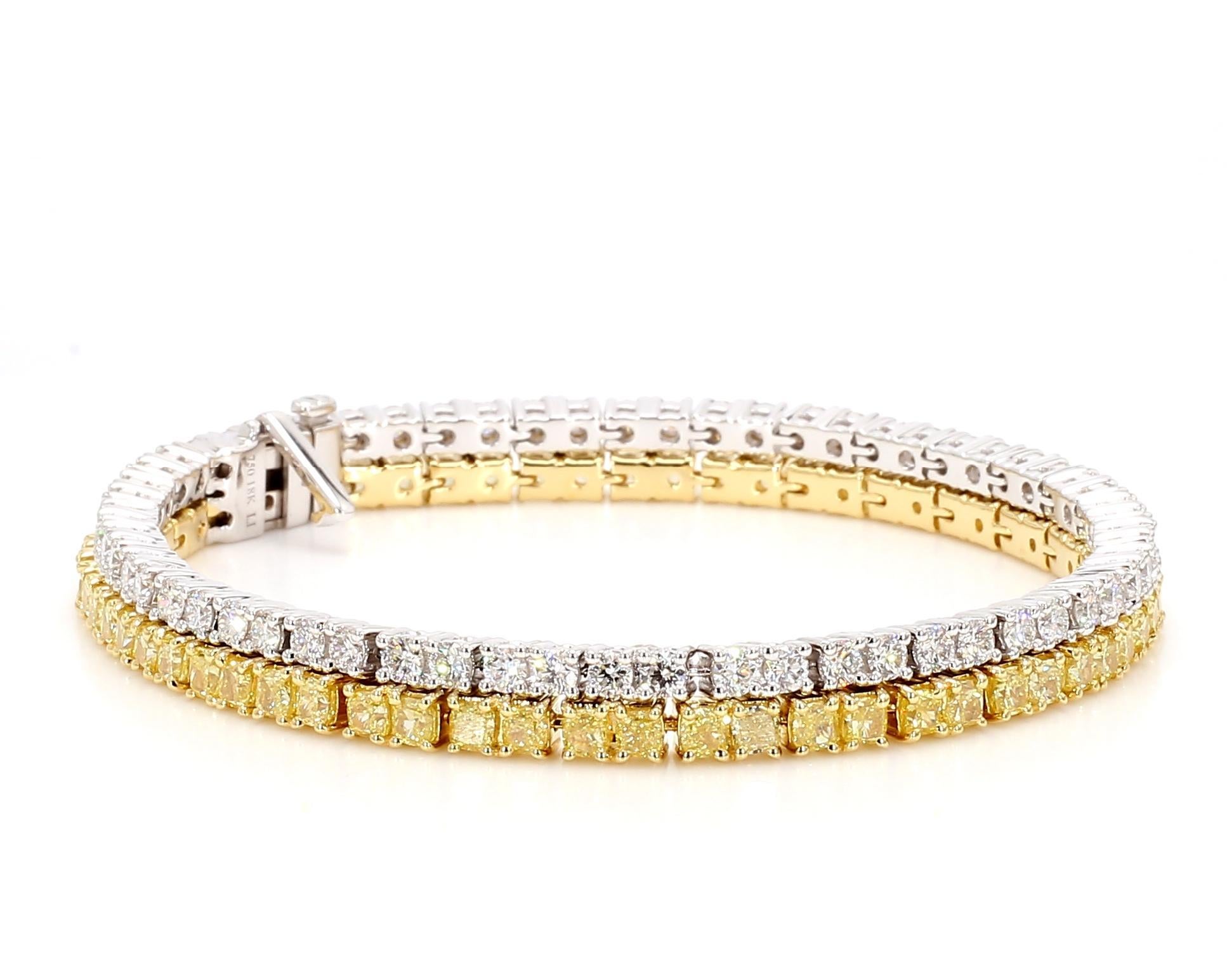 Contemporain Bracelet tennis en or jaune naturel avec diamants taille coussin de 10.0 carats poids total en vente