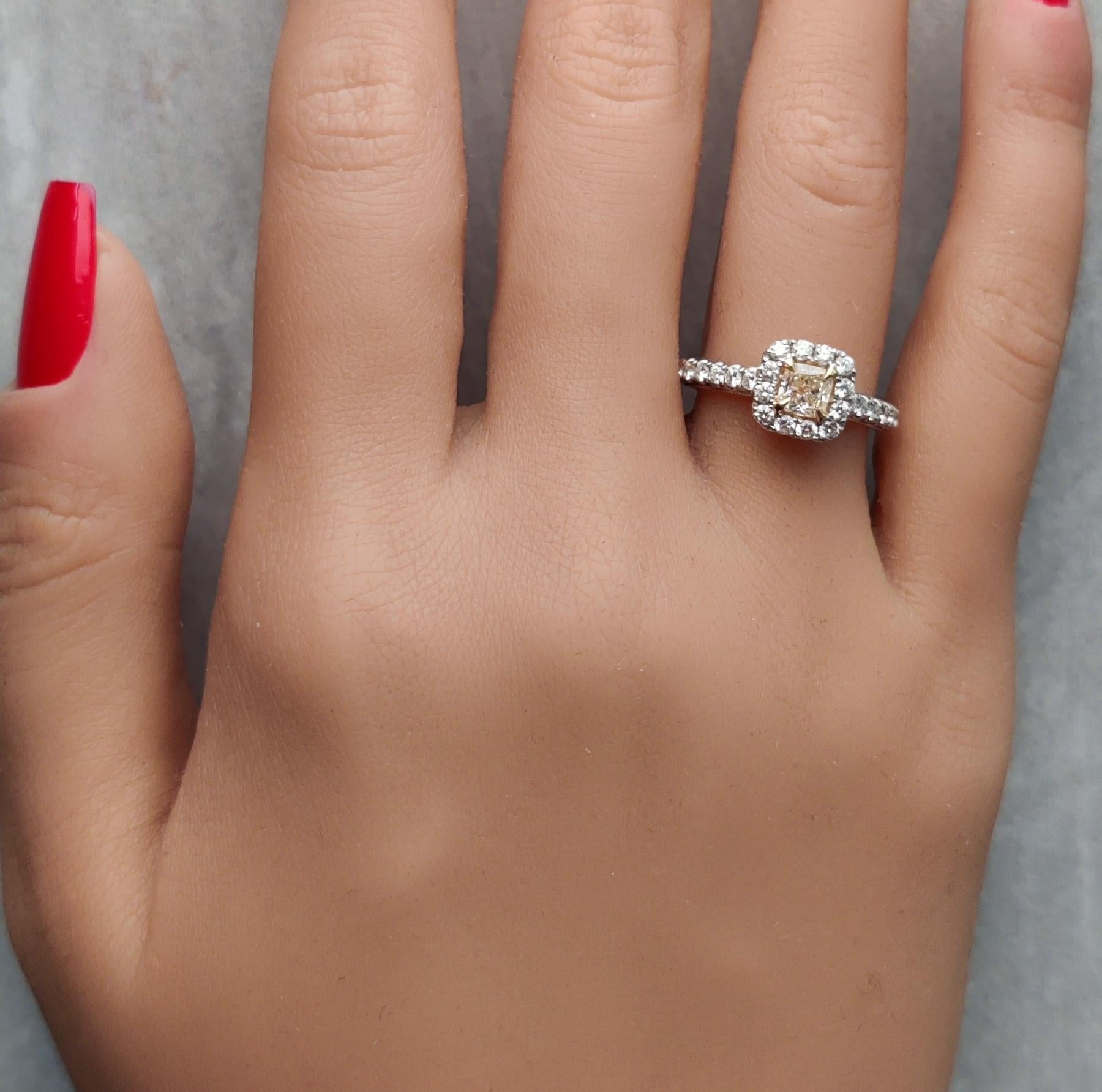 Bague cocktail en or jaune naturel taille coussin de 1.11 carat TW Neuf - En vente à New York, NY