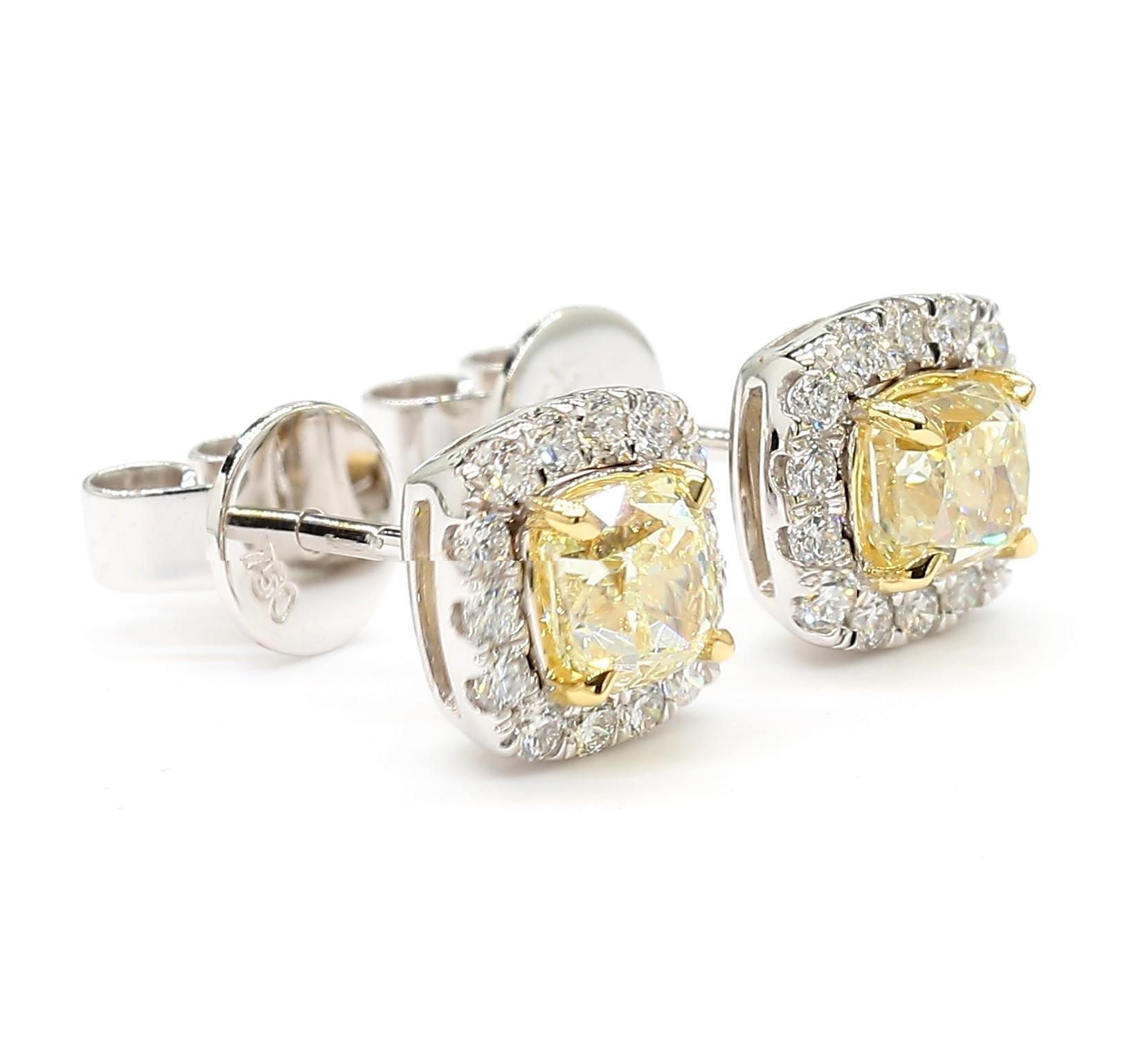 Taille coussin Boucles d'oreilles en or avec diamant coussin de 1.25 carat TW de couleur naturelle jaune en vente