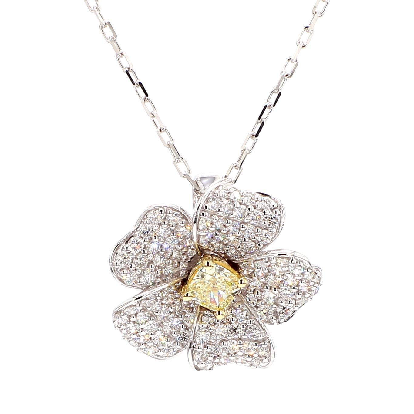 Contemporain Pendentif en or jaune naturel avec diamant taille coussin de 1.27 carat poids total en vente