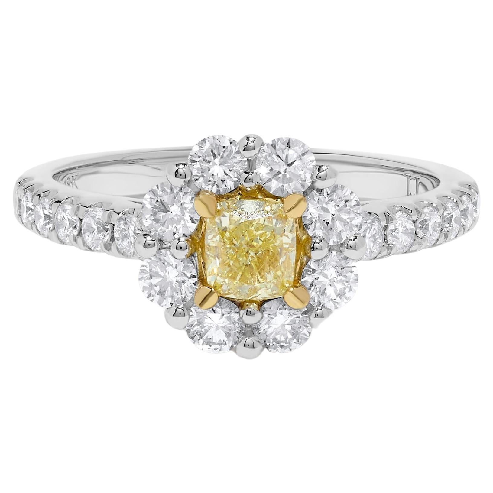 Anillo de cóctel de platino con un diamante amarillo natural en forma de cojín de 1,27 quilates TW