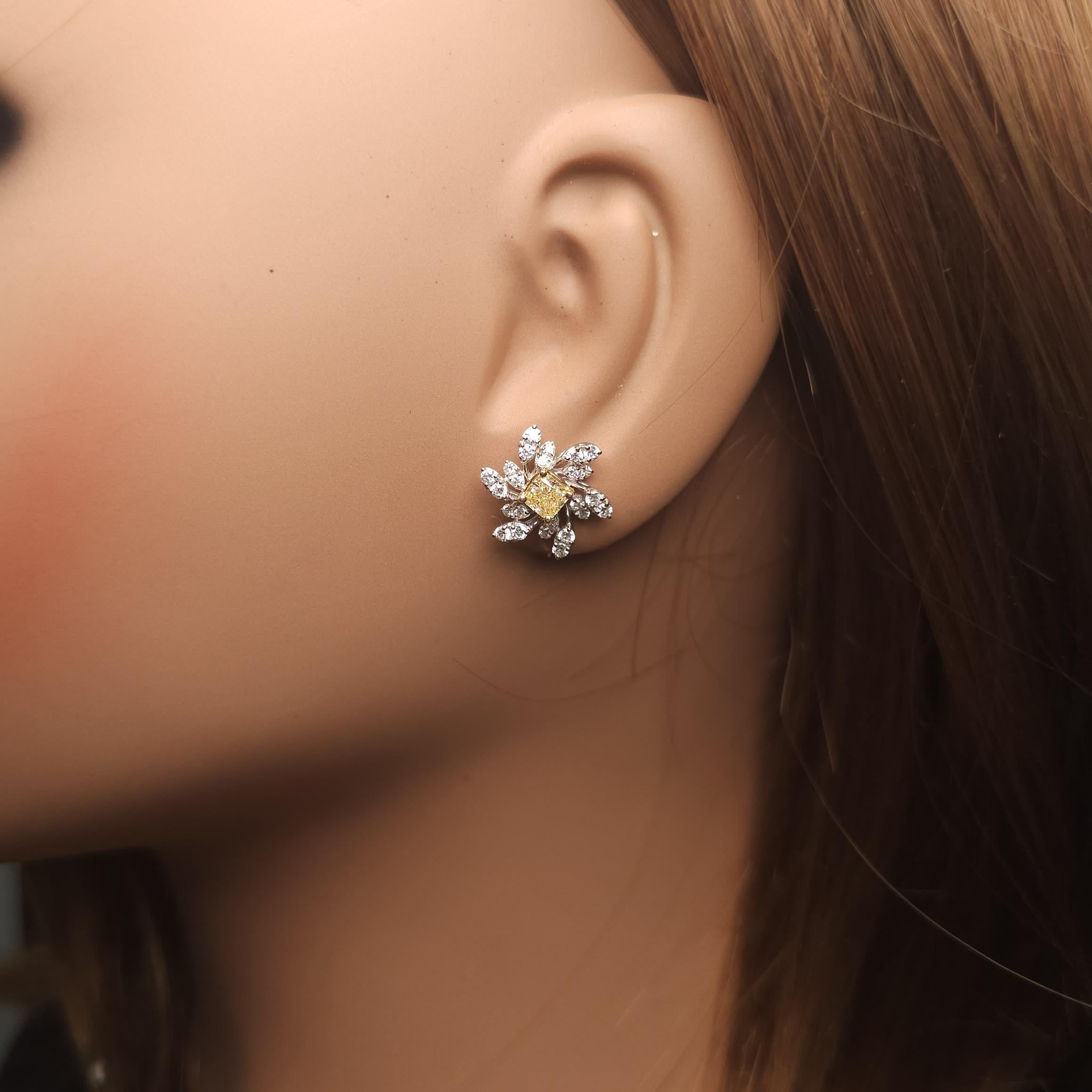 Boucles d'oreilles en platine avec diamant coussin de couleur jaune naturel 1,43 carat TW Neuf - En vente à New York, NY