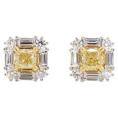 Boucles d'oreilles en or avec diamant coussin de 1.73 carat TW de couleur naturelle jaune