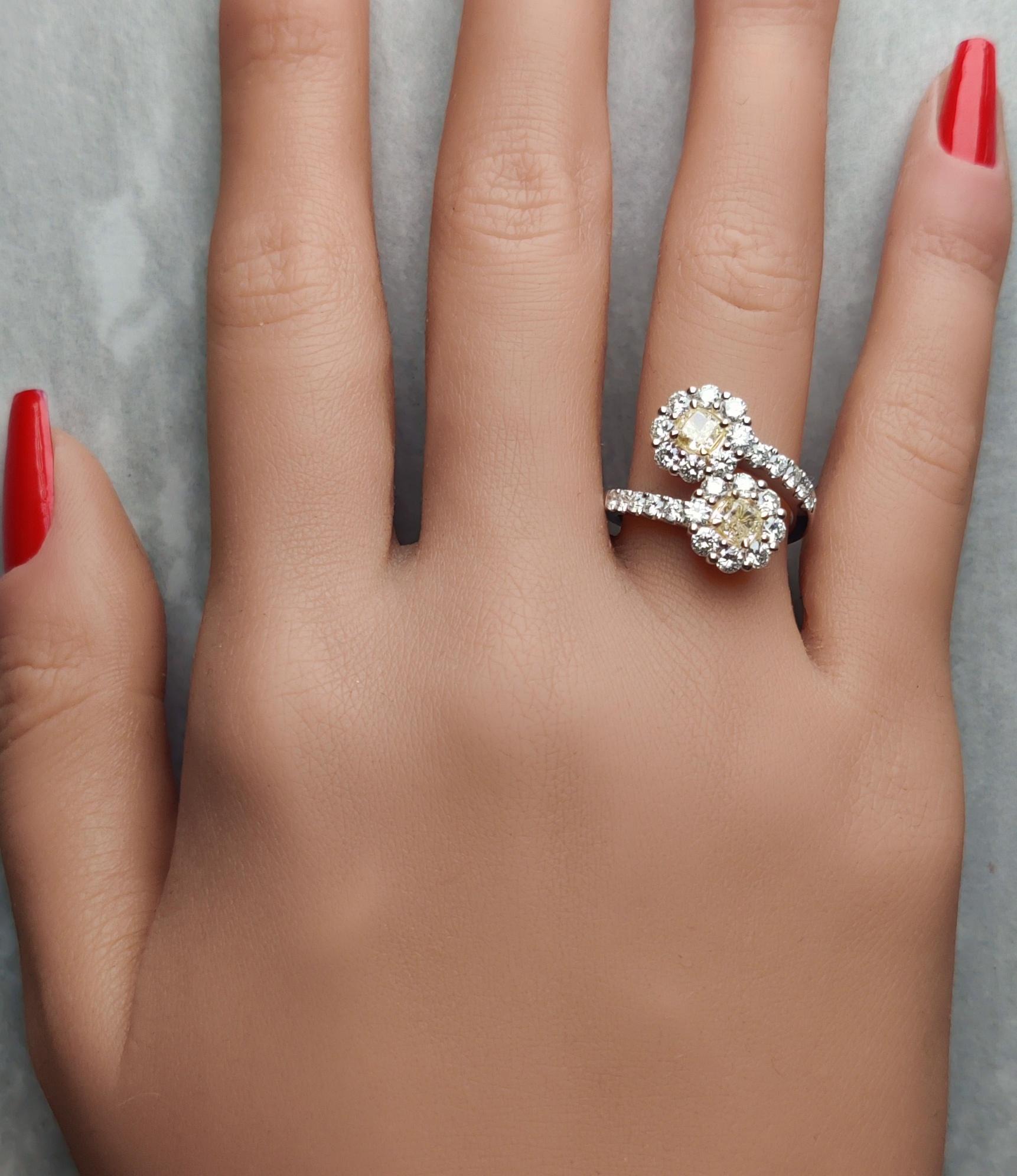 Cushion Cut Natural Yellow Cushion Diamond 2.00 Carat TW Gold Cocktail Ring For Sale