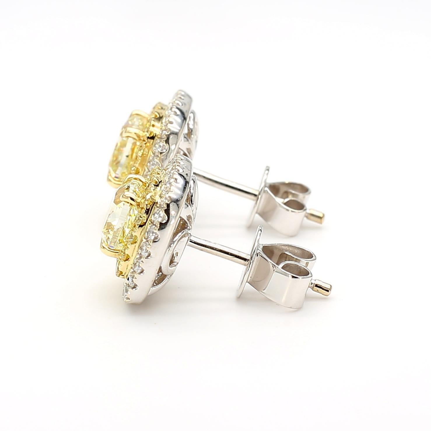 Donna Orecchini in oro con diamante giallo naturale a cuscino da 2.12 carati TW in vendita
