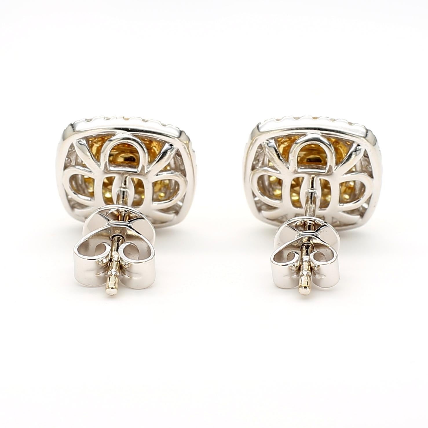 Orecchini in oro con diamante giallo naturale a cuscino da 2.12 carati TW in vendita 3