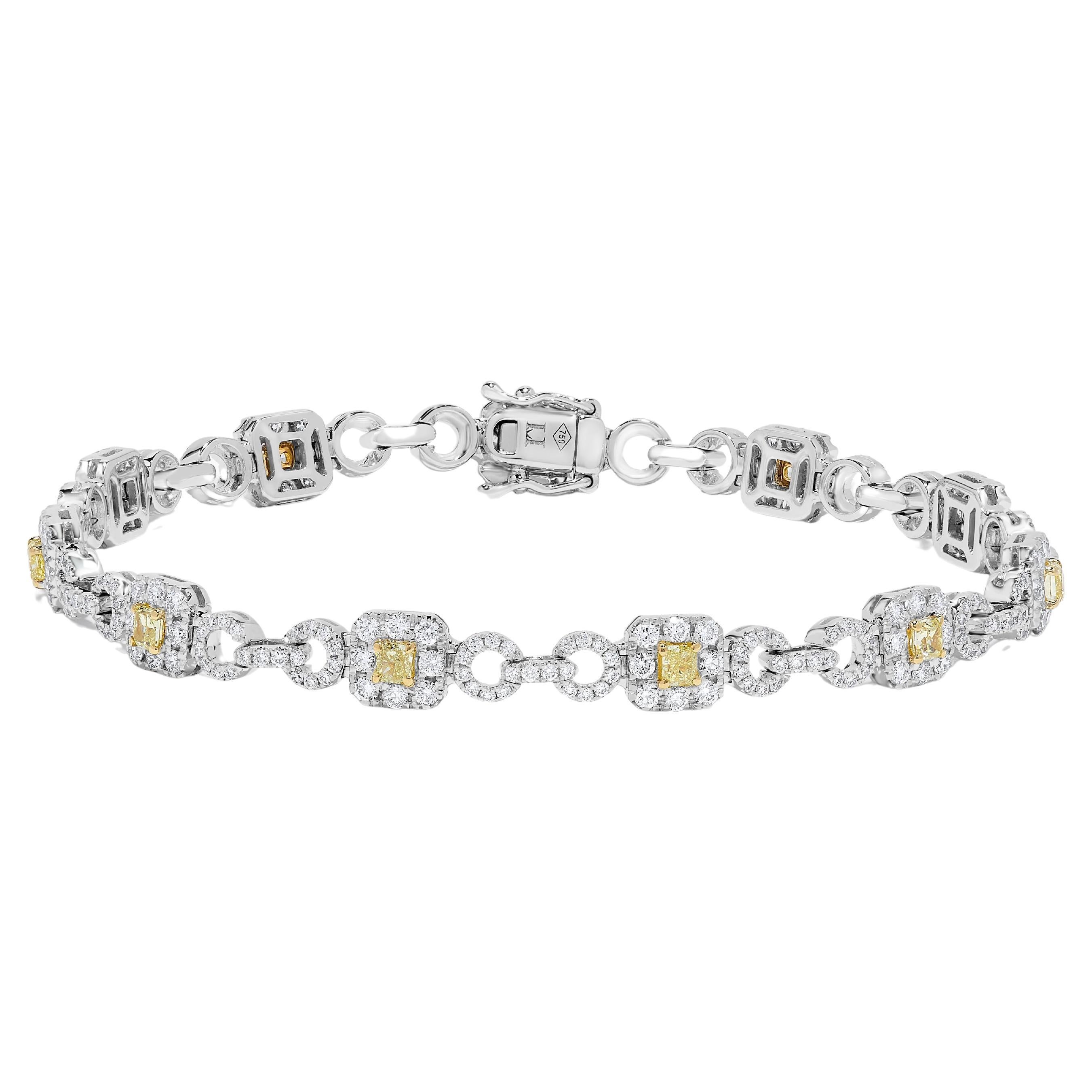 Bracelet tennis en or jaune naturel avec diamants taille coussin de 2.94 carats poids total