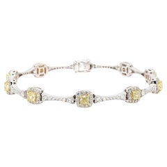 Bracelet tennis en or jaune naturel avec diamants taille coussin de 5.26 carats poids total