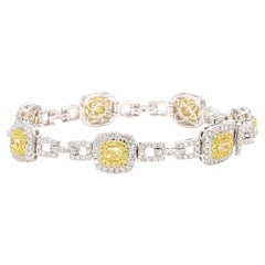 Bracelet tennis en or jaune naturel avec diamants taille coussin de 5.61 carats poids total