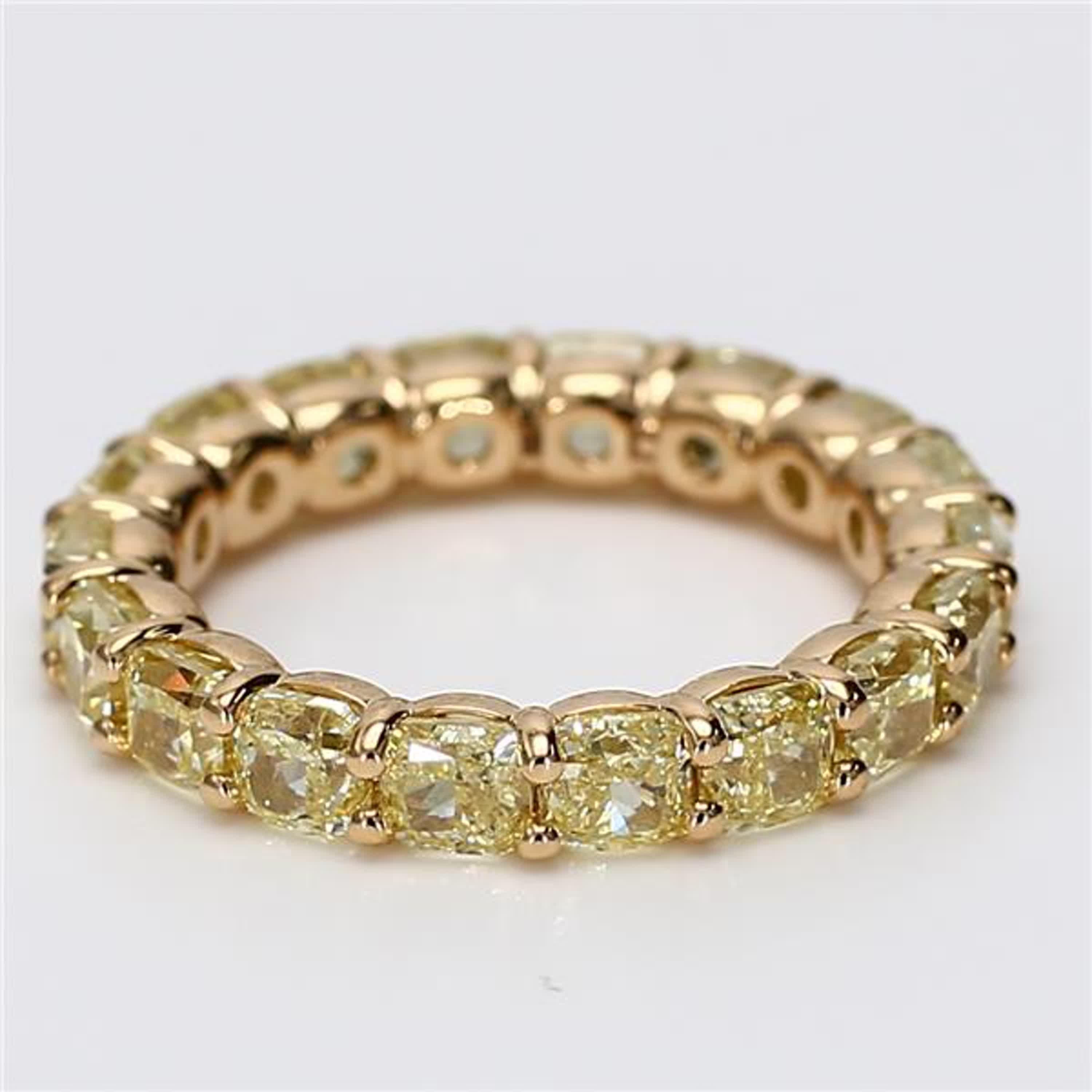 Women's Natural Yellow Cushion Diamond 5.61 Carat TW Yellow Gold Eternity Band For Sale