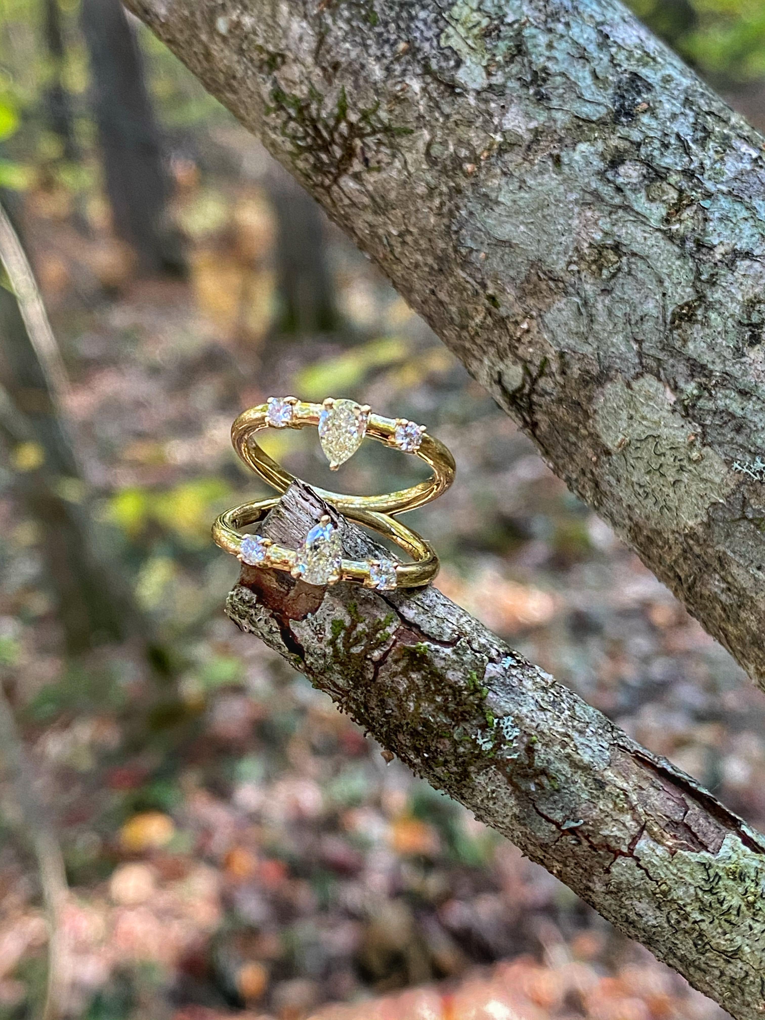 Anello a specchio con diamante giallo naturale in oro giallo 18 carati in vendita 1