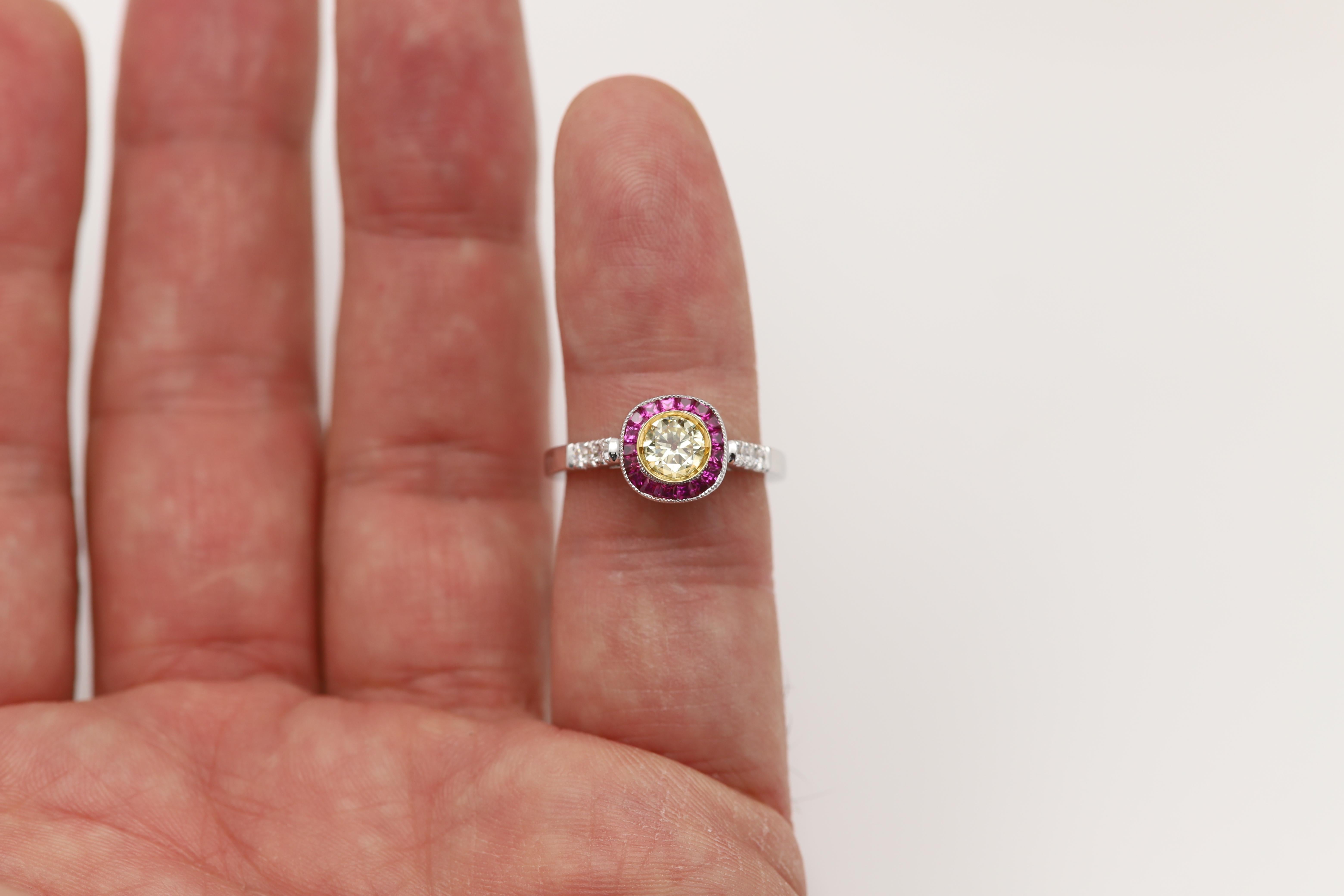 Art déco Nature Bague diamant jaune rouge or blanc Art Deco vintage 18 Karat en vente