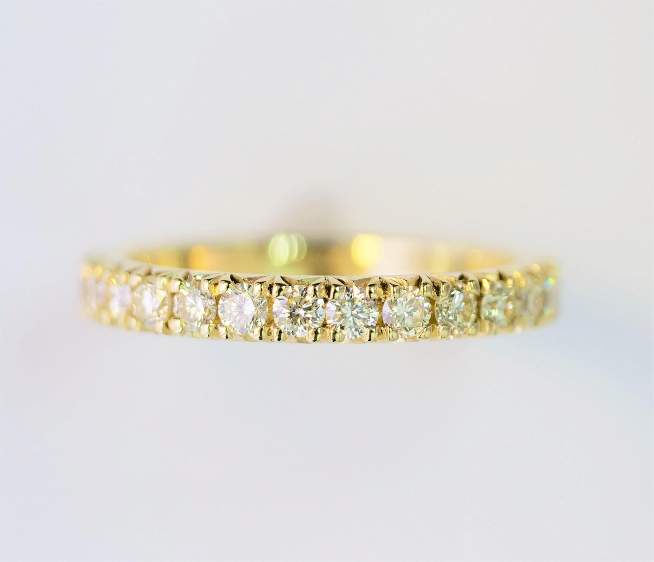 Magnificent Natural Yellow Diamond Eternity Band 1.06cts TW In New Condition In New York, NY