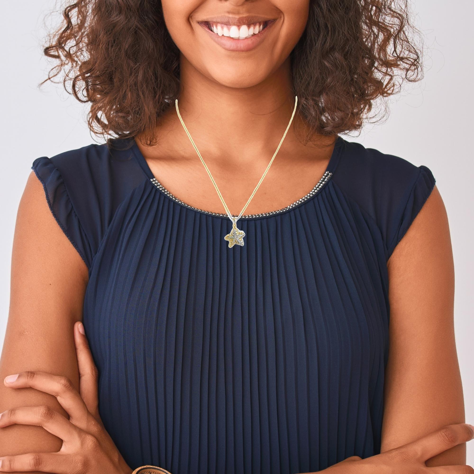 Women's Natural Yellow Diamond Starfish Pendant Necklace in 18k Yellow Gold with Chain For Sale