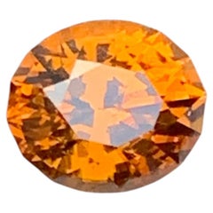 Edelstein aus Sphene (Titanit) in natürlicher gelb-goldener Bernsteinfarbe für Schmuck, 6 mm
