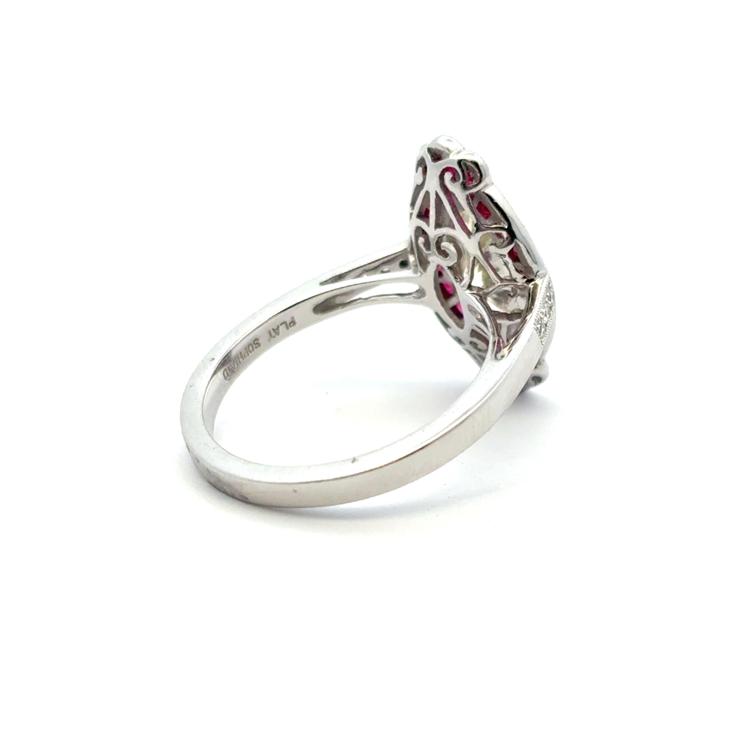 Natural Yellow Marquise Cut Diamond & Ruby Platinum Art Deco Ring In Stock im Zustand „Hervorragend“ im Angebot in Boca Raton, FL