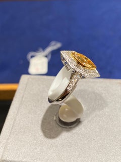 Eostre Marquise Verlobungsring aus Weißgold mit gelbem Diamant und weißem Diamant