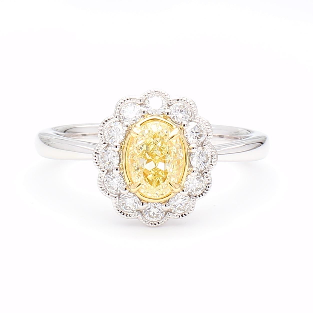 natürlicher gelber ovaler und weißer Diamant 1.06 Karat TW Platin Cocktail-Ring (Zeitgenössisch) im Angebot