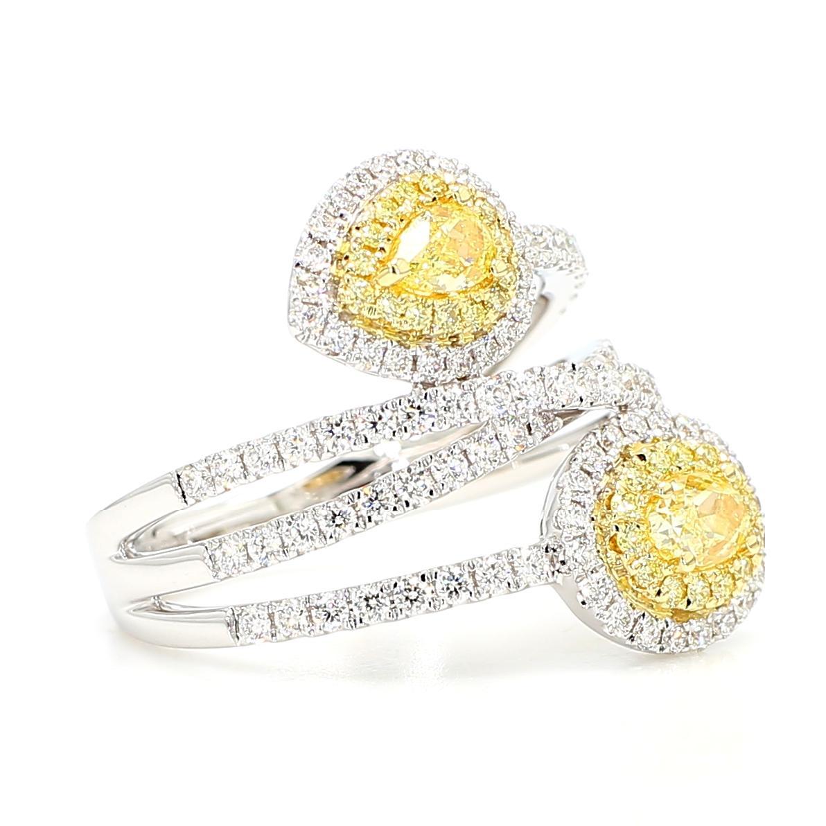 Oval Cut Natural Yellow Oval Diamond 1.51 Carat Tw Gold Cocktail Ring For Sale