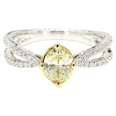 Anello da cocktail in oro con diamante ovale giallo naturale da 0,99 carati TW