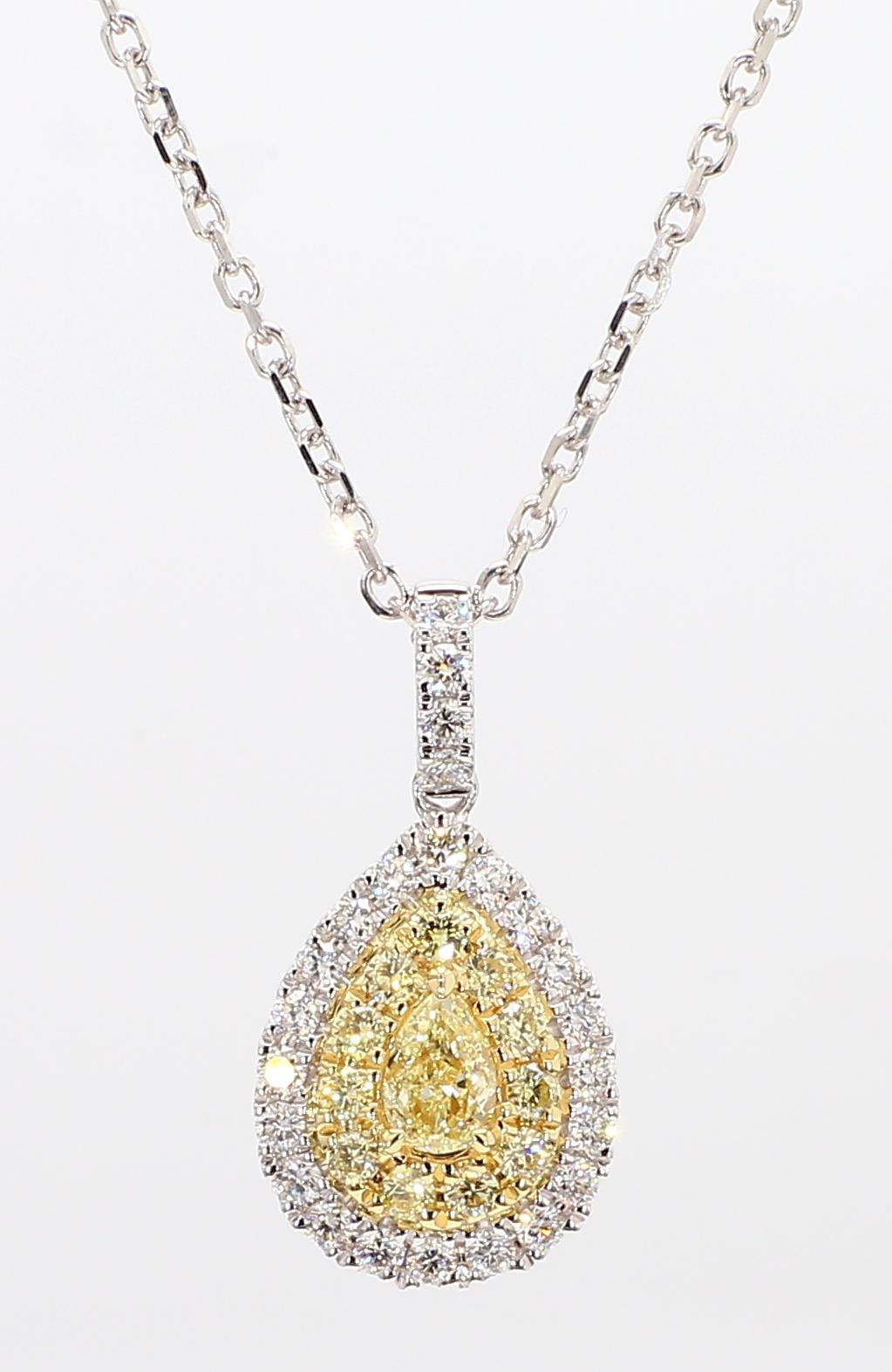 Contemporain Pendentif en or avec poire jaune naturelle et diamant blanc de 77 carat TW en vente