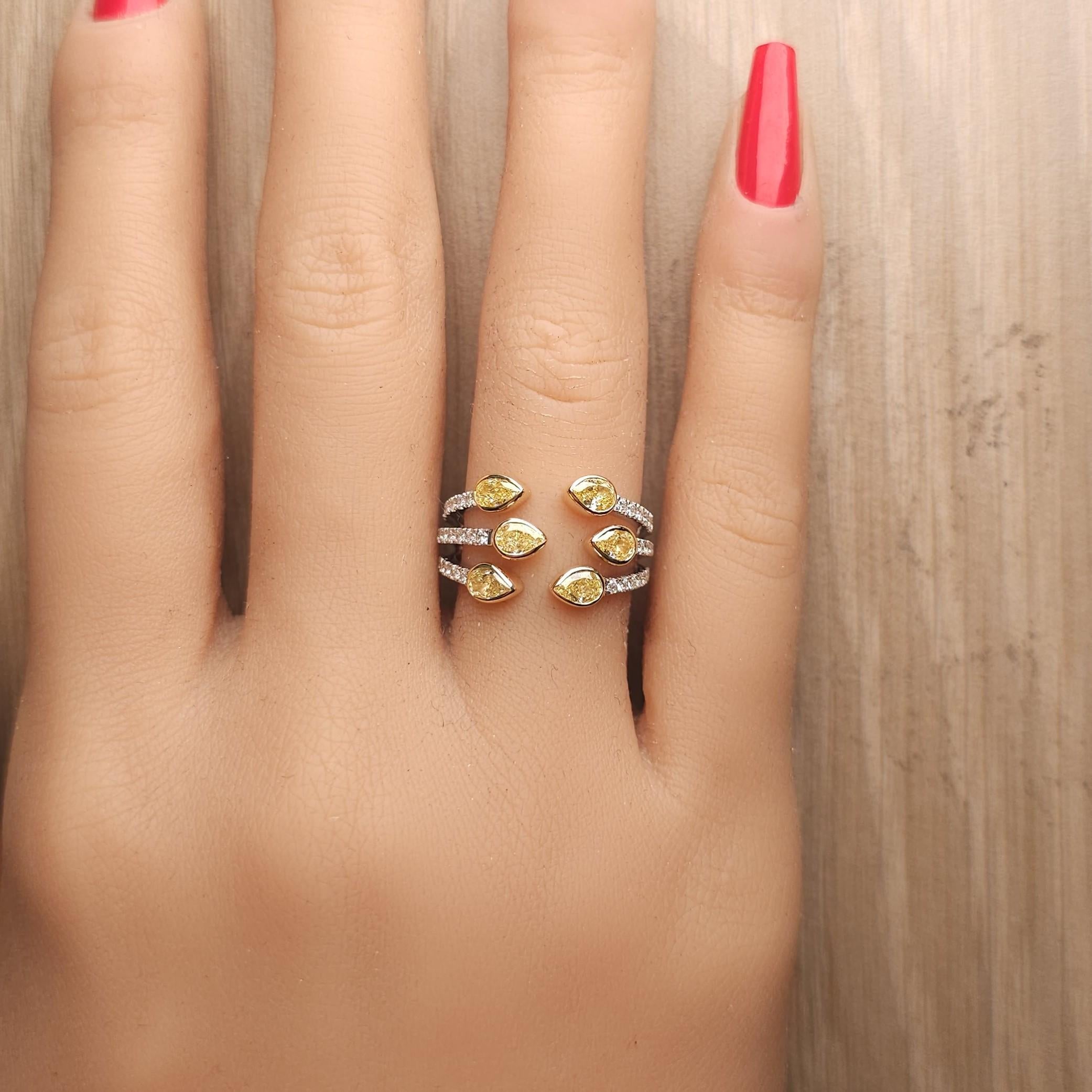 Natural Yellow Pear Diamond 1.48 Carat TW Gold Cocktail Ring In New Condition For Sale In New York, NY