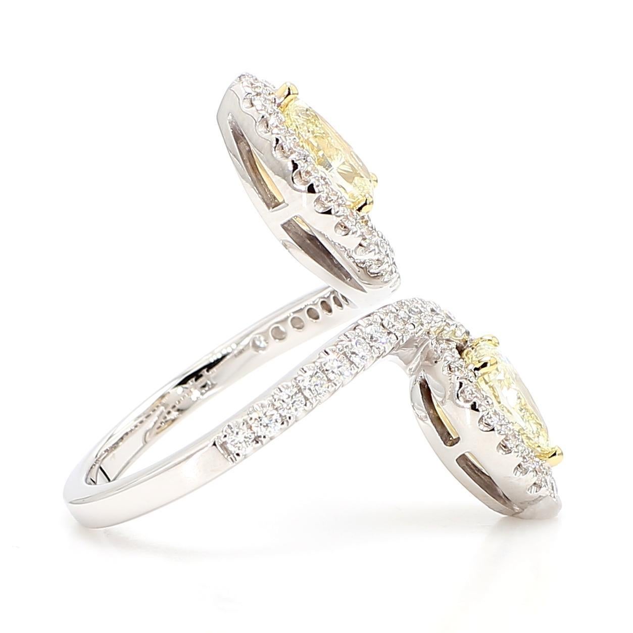 Anillo de cóctel de oro con diamante pera amarillo natural de 2.15 quilates Tw en venta 1