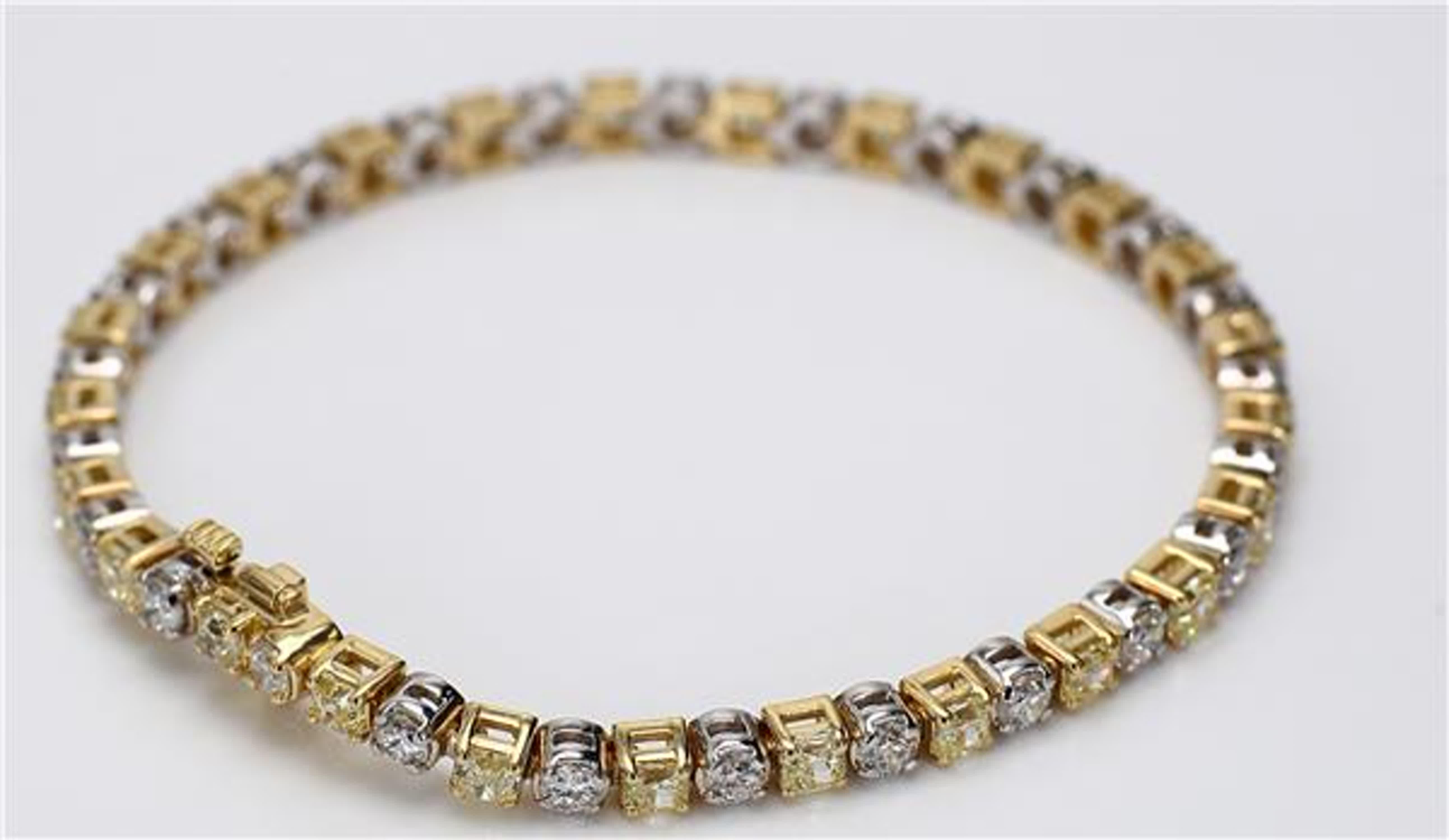 Natural Yellow Radiant and White Diamond 6.92 Carat TW Gold Bracelet In New Condition In New York, NY