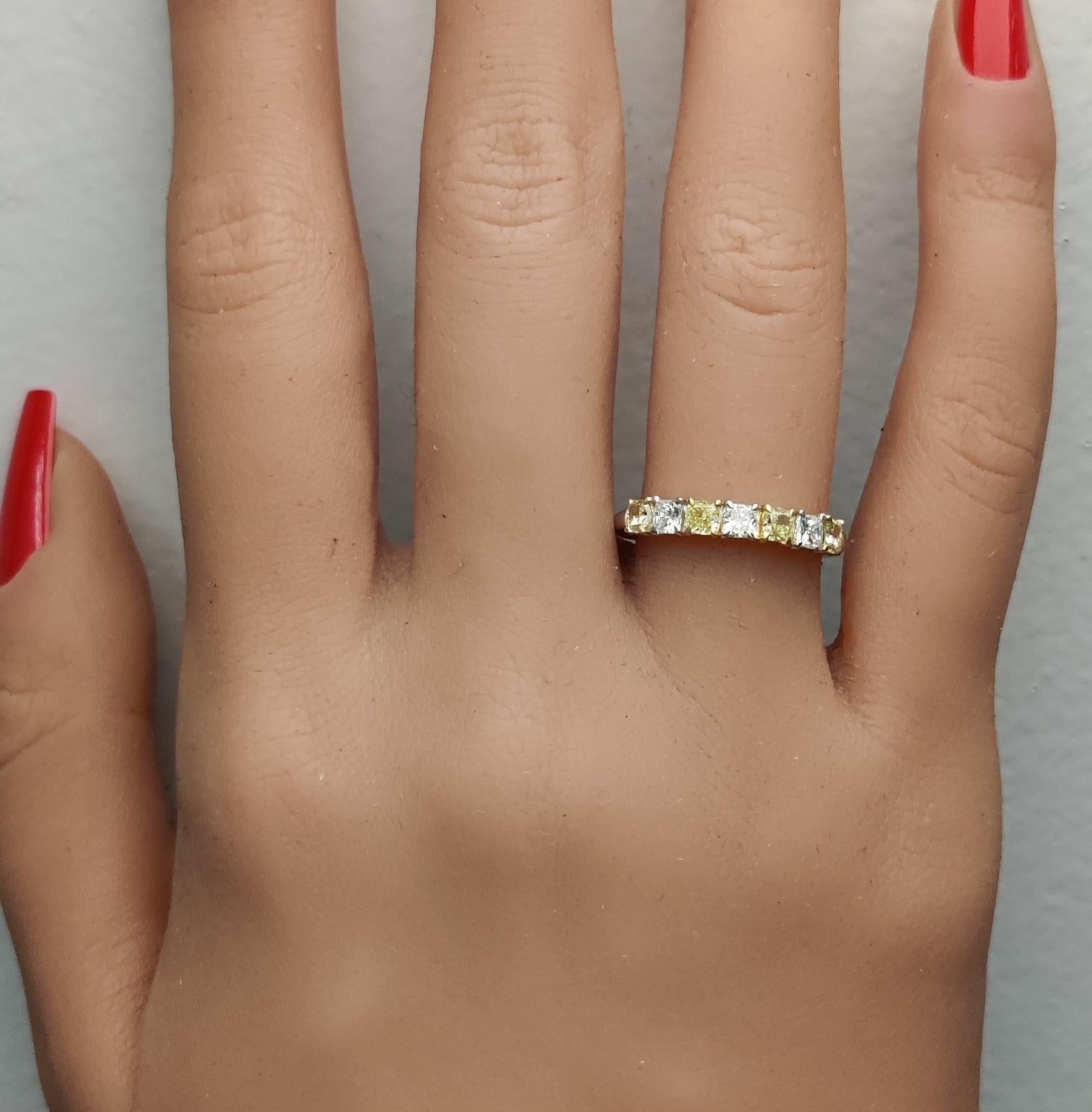 Natural Yellow Radiant Diamond 1.12 Carat TW Platinum Wedding Band In New Condition For Sale In New York, NY