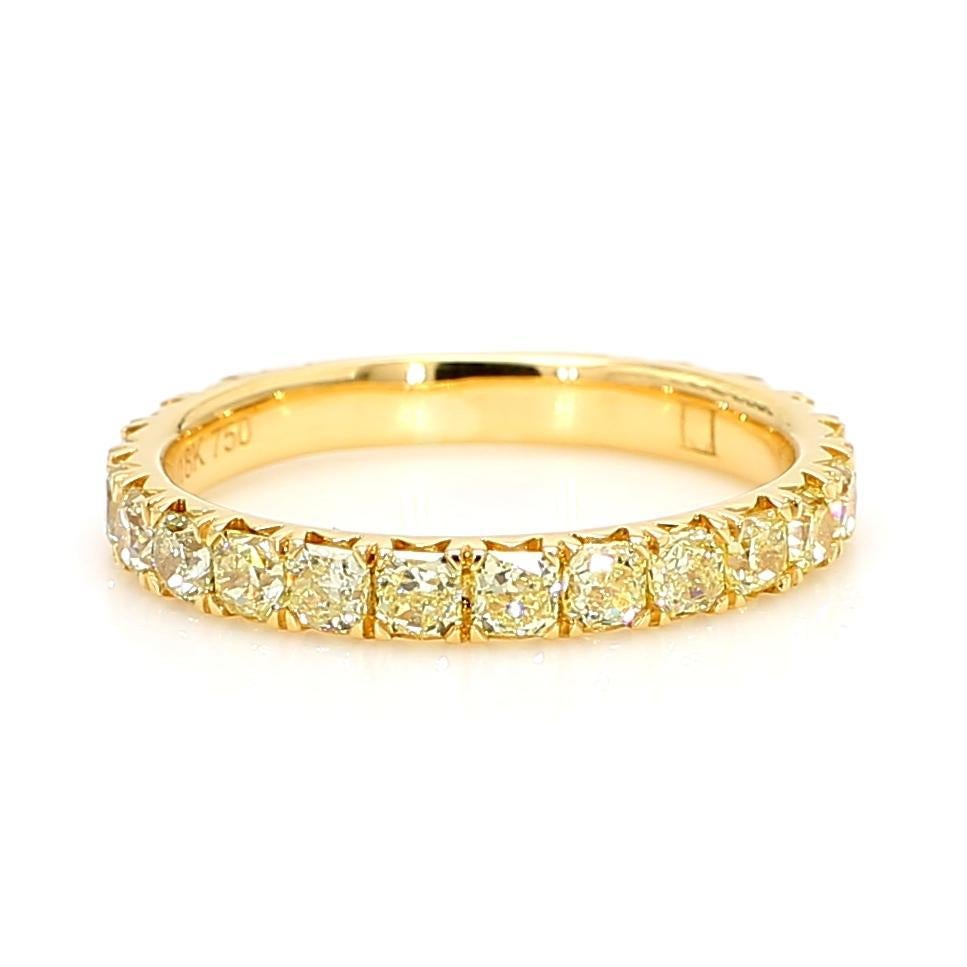 Contemporain Anneau d'éternité en or jaune avec diamants jaunes radiants naturels de 1.14 carats poids total en vente