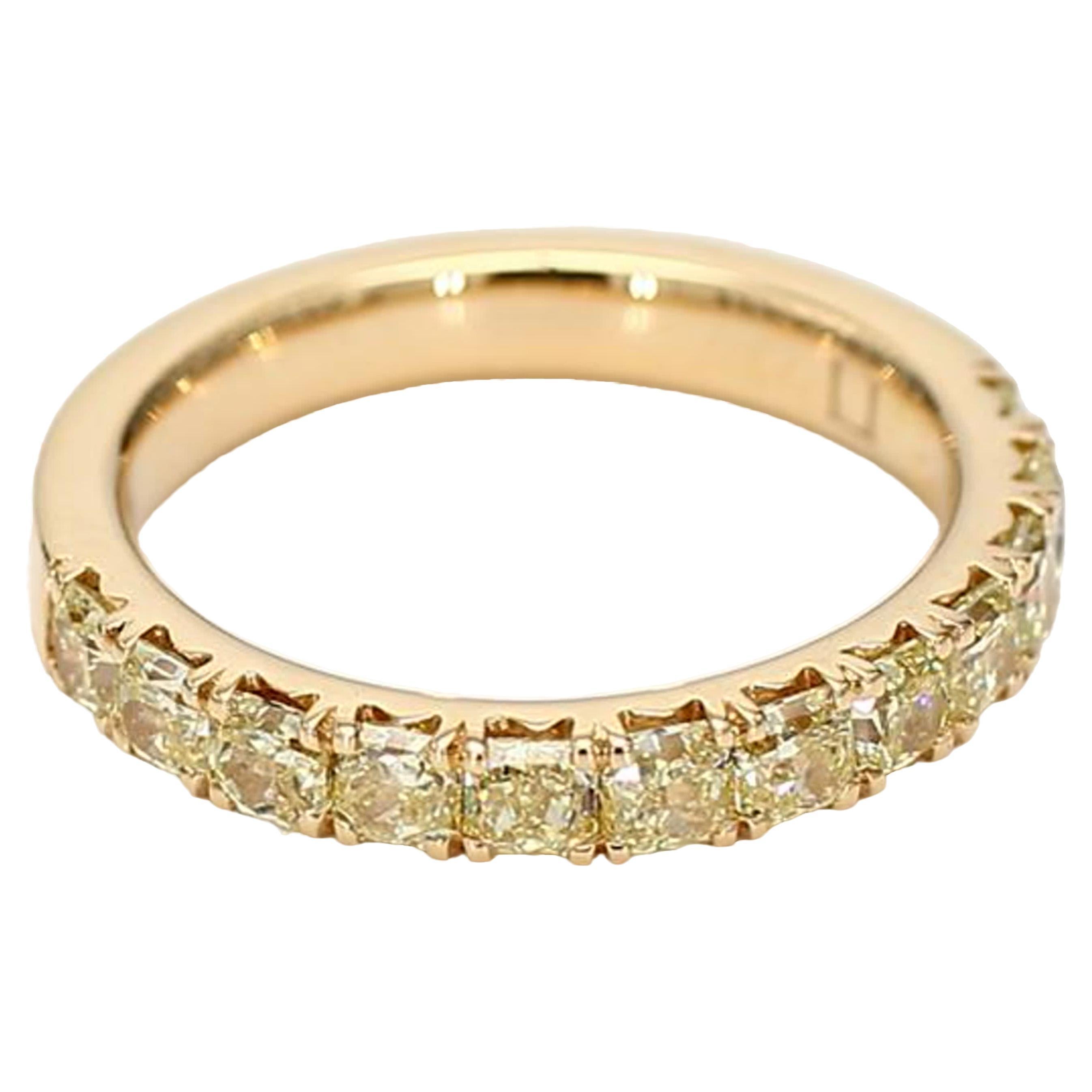 Natural Yellow Radiant Diamond 1.39 Carat TW Yellow Gold Wedding Band For Sale