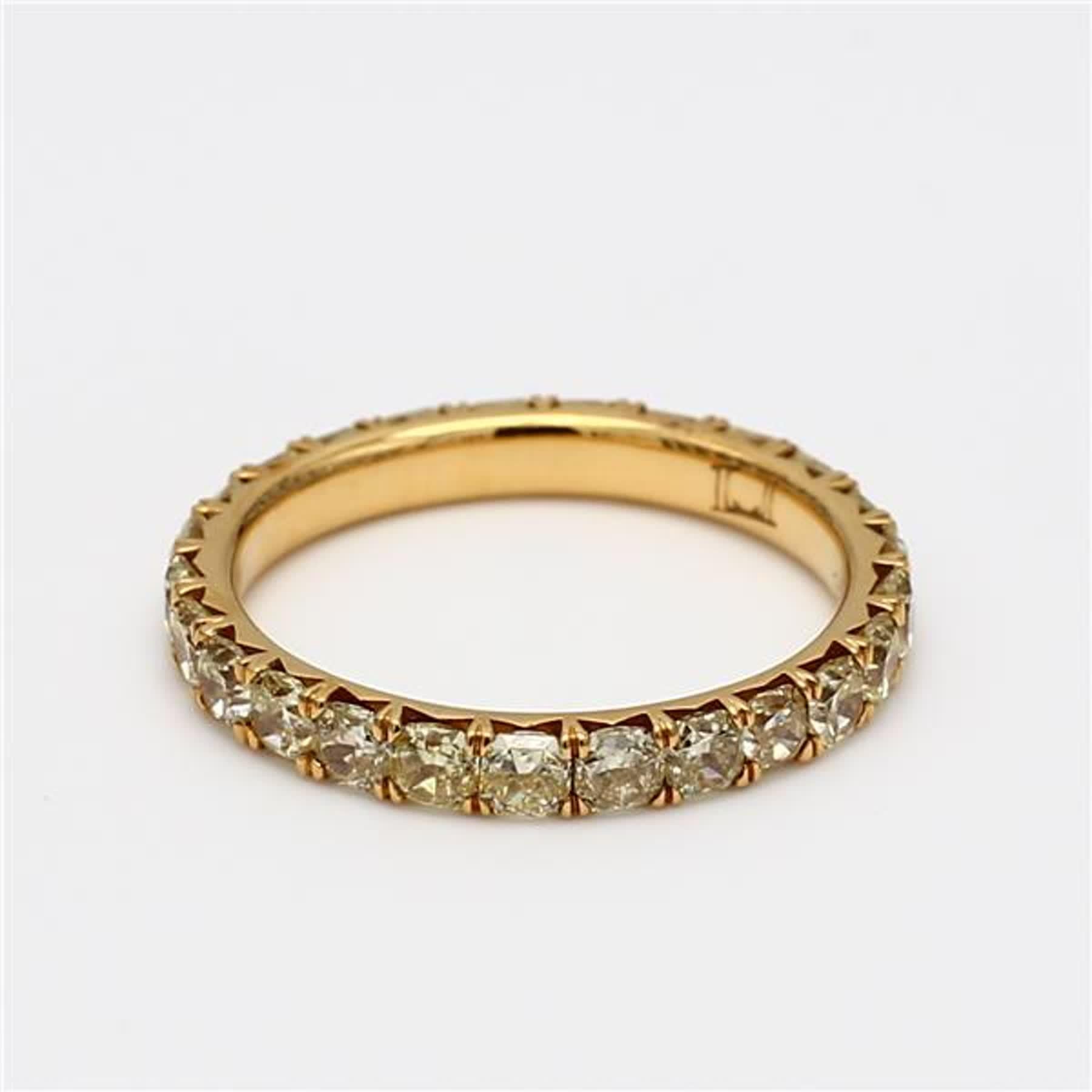 RareGemWorld's classic diamond band. Mounted in a beautiful 18K Yellow Gold setting with natural radiant yellow diamond's. This eternity band is guaranteed to impress and enhance your personal collection!

Total Weight: 1.91cts

Diamond