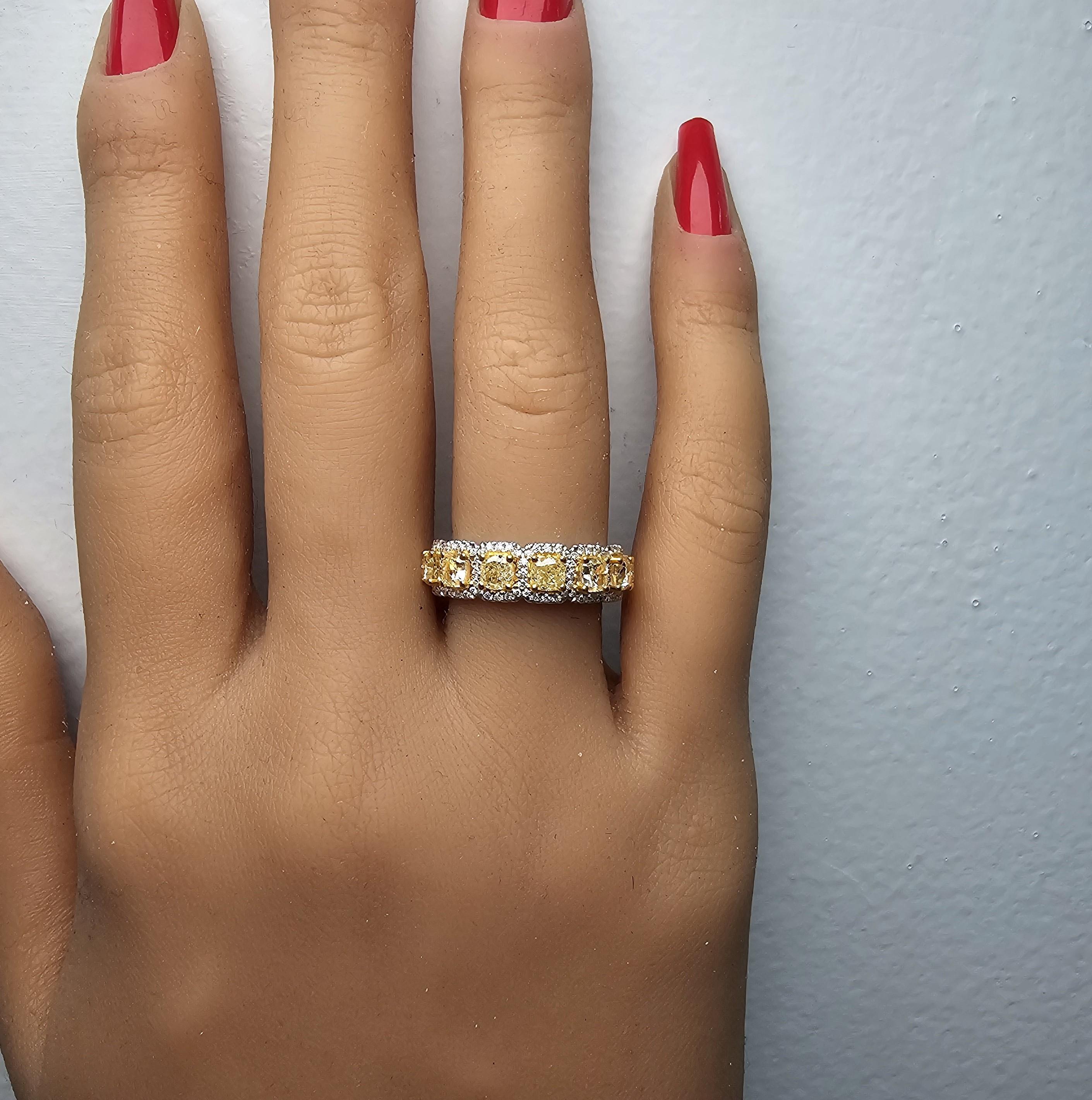 Natural Yellow Radiant Diamond 2.06 Carat TW Gold Cocktail Band In New Condition For Sale In New York, NY