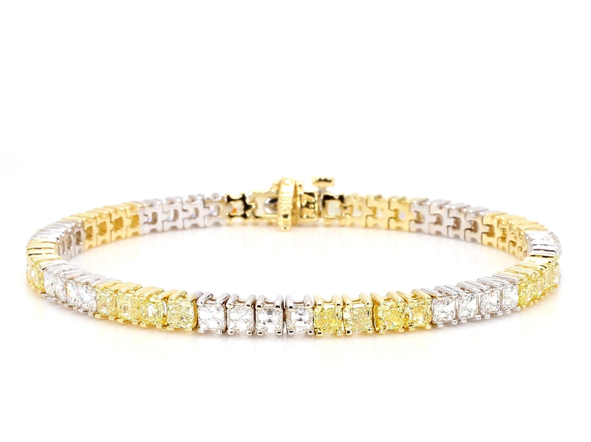 Contemporaneo Bracciale tennis in oro giallo naturale con diamanti radianti da 7,90 carati TW in vendita
