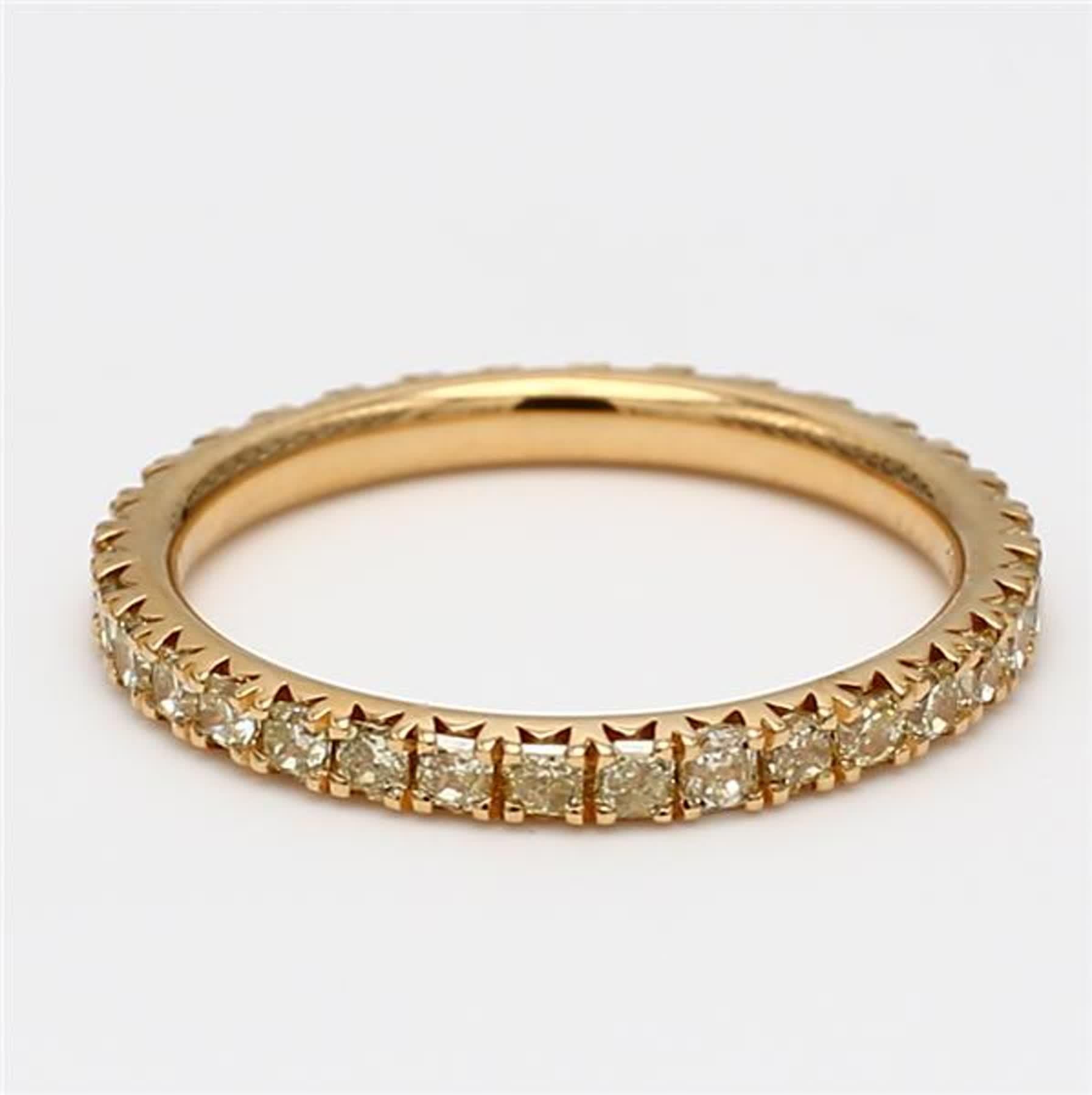 Natural Yellow Radiant Diamond .96 Carat TW Yellow Gold Eternity Band In New Condition For Sale In New York, NY