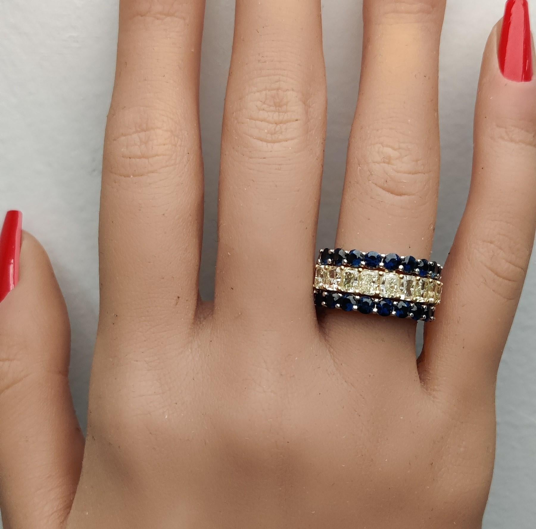 Natural Yellow Radiant Diamond and Blue Round Sapphire 5.16 Carat TW Gold Band In New Condition For Sale In New York, NY