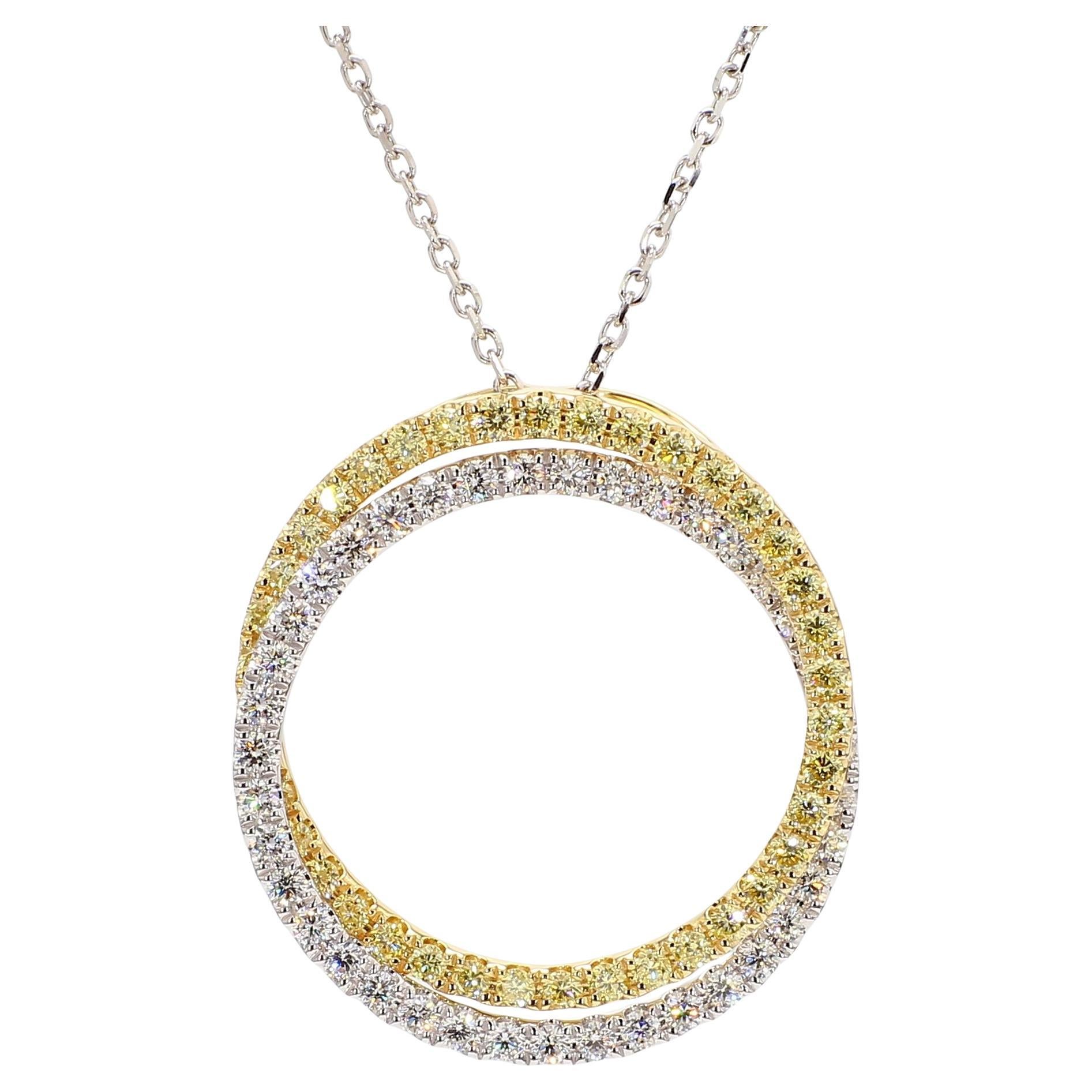 Ciondolo a forma di cerchio in oro con diamante giallo naturale e bianco da 1.97 carati TW