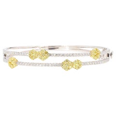 Bracciale in oro giallo naturale con diamanti bianchi e tondi da 2.49 carati TW
