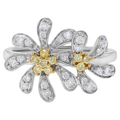 Anello da cocktail in oro giallo naturale con diamanti bianchi e tondi da 35 carati TW