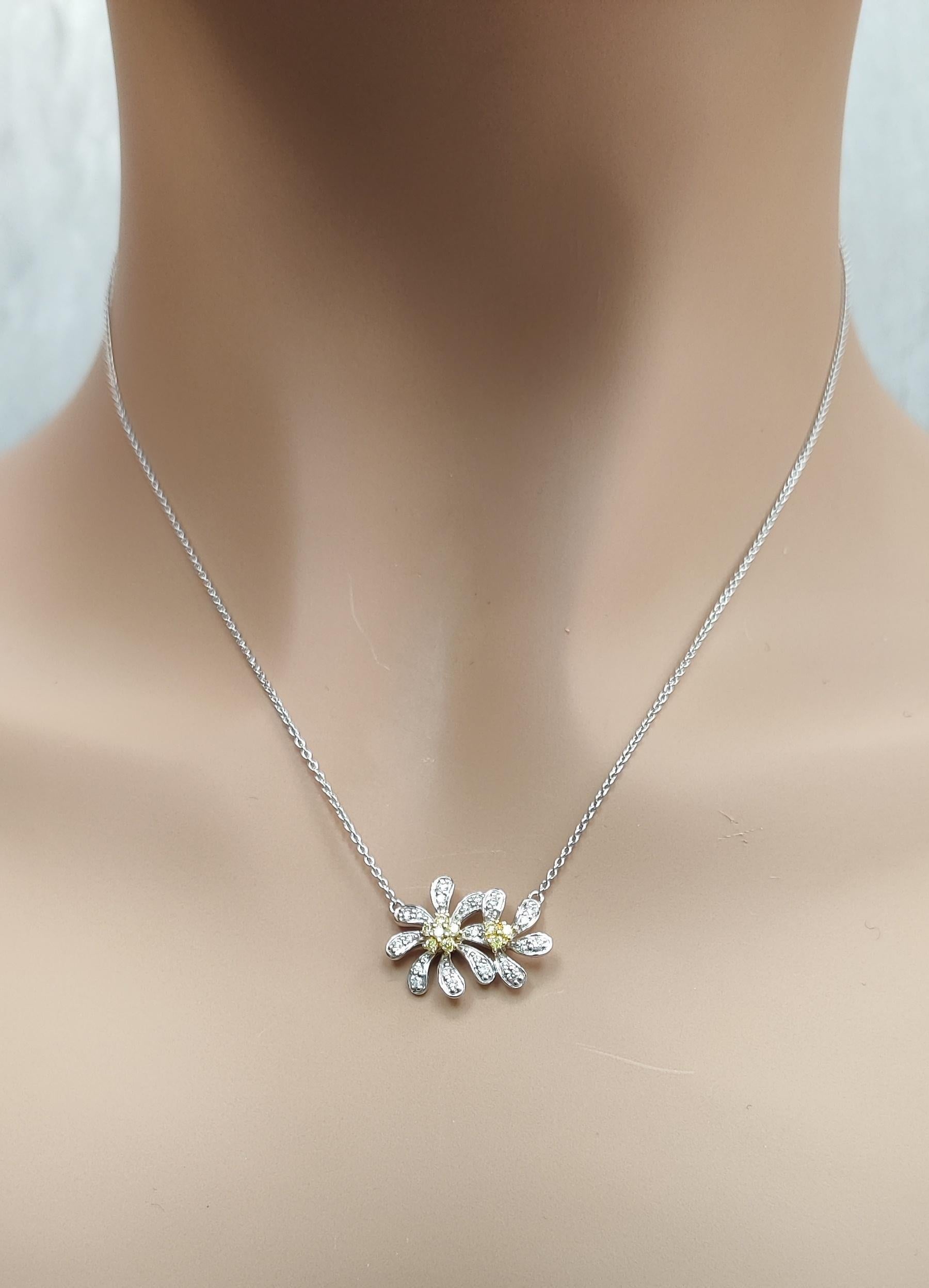 Pendentif en or avec diamant rond jaune naturel et diamant blanc de 35 carat TW Neuf - En vente à New York, NY