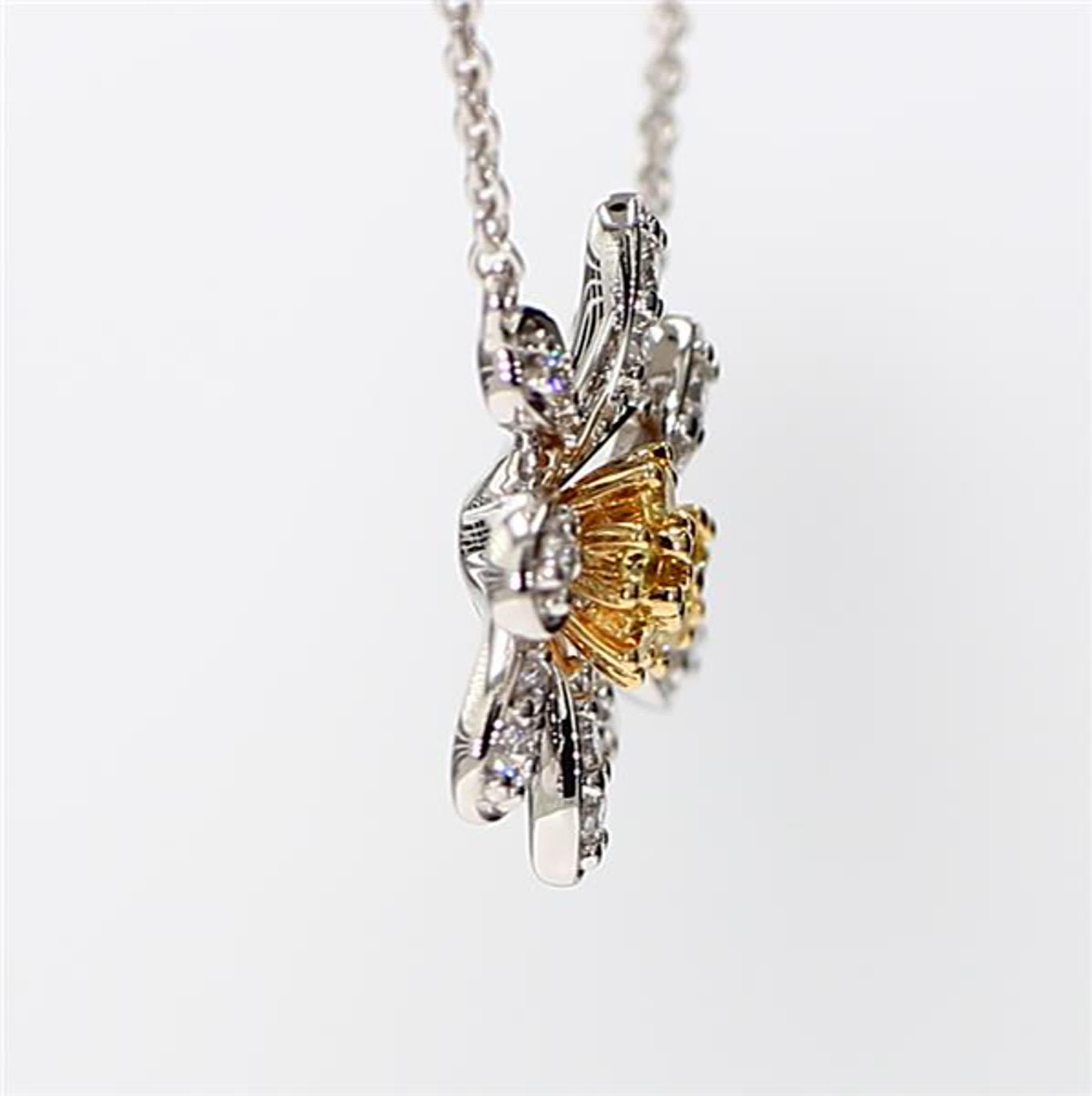 Pendentif en or avec diamant rond jaune naturel et diamant blanc de 35 carat TW Pour femmes en vente