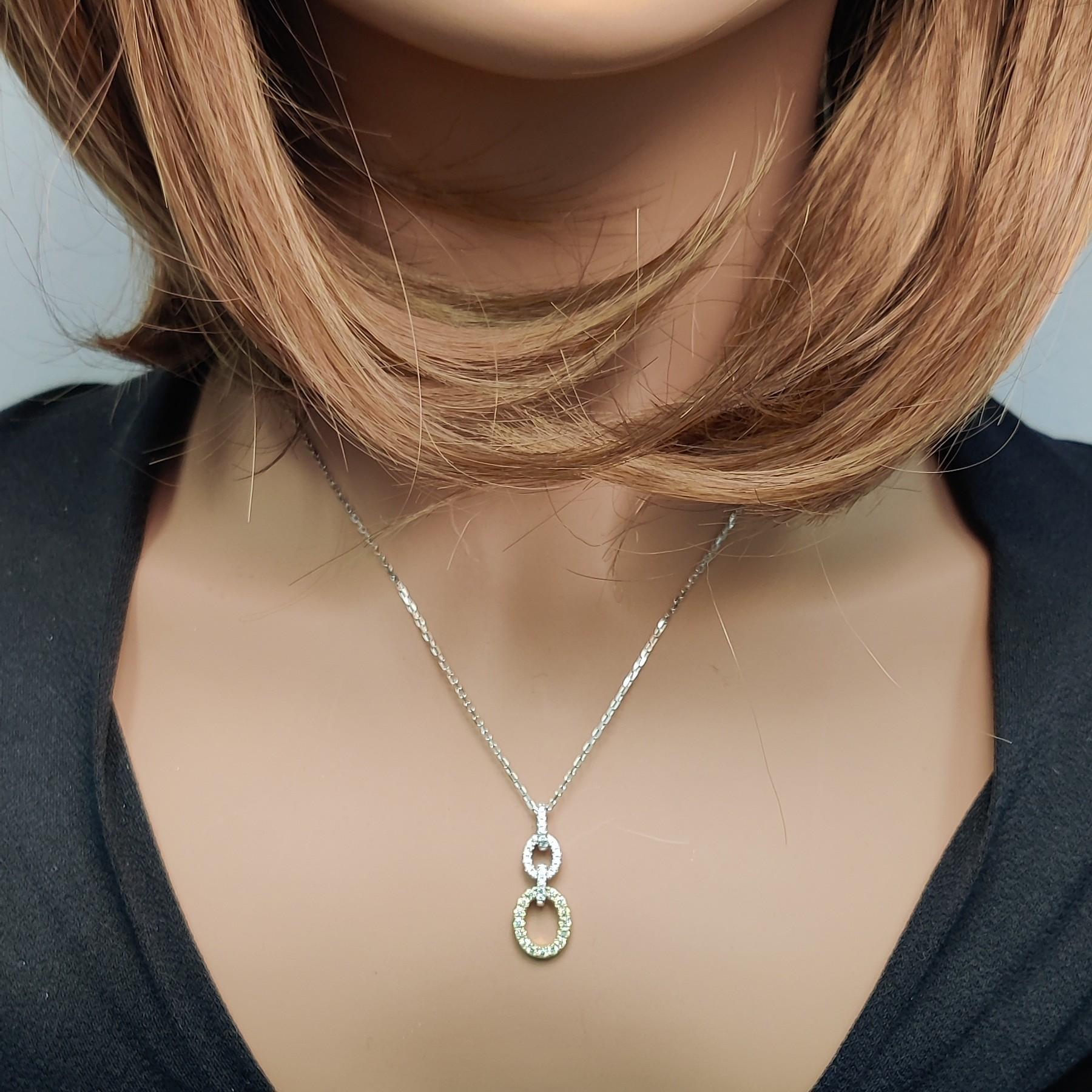 Natural Yellow Round and White Diamond .39 Carat TW Gold Drop Pendant In New Condition For Sale In New York, NY