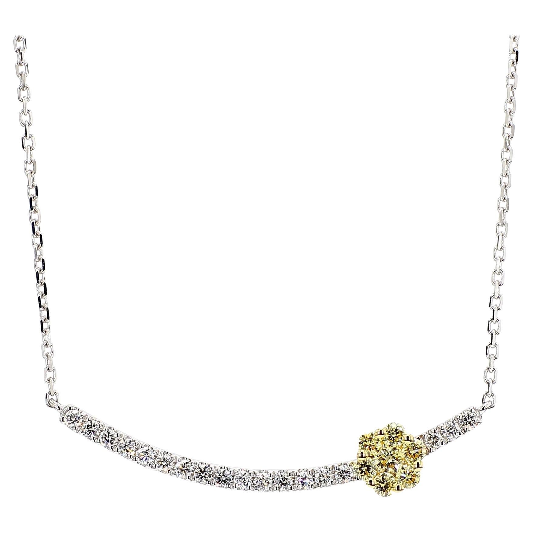 Collar de Gota de Oro Amarillo Natural y Diamante Blanco .50 Quilates TW