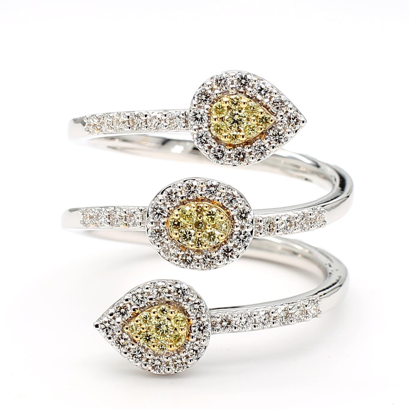 Anillo de cóctel de oro amarillo natural redondo y diamante blanco de 68 quilates TW Contemporáneo en venta