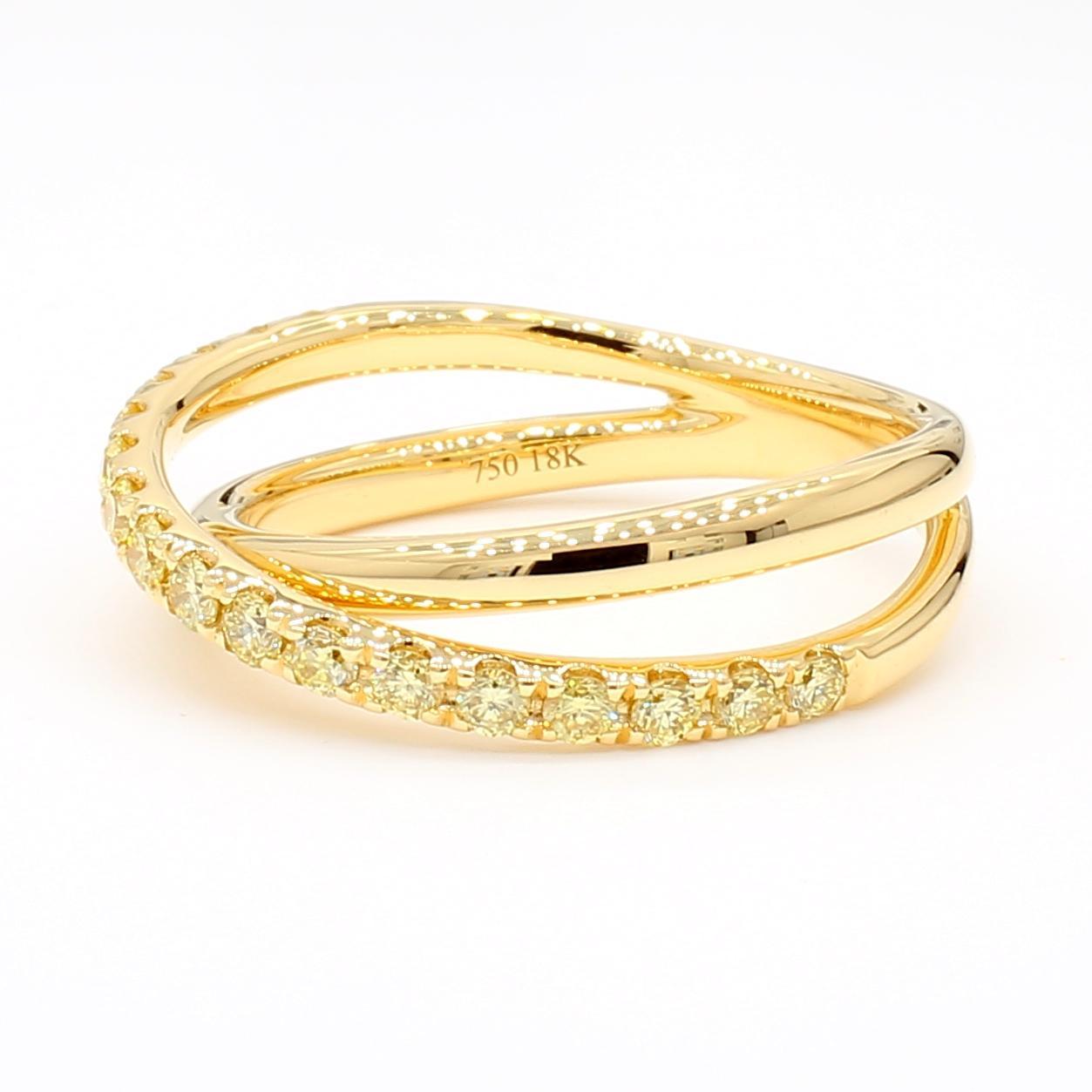 Le bracelet cocktail classique en diamant de Raregemworld. Monté dans une belle monture en or jaune et blanc 18 carats avec des diamants jaunes de taille ronde naturelle. Cette bague est garantie pour impressionner et améliorer votre collection