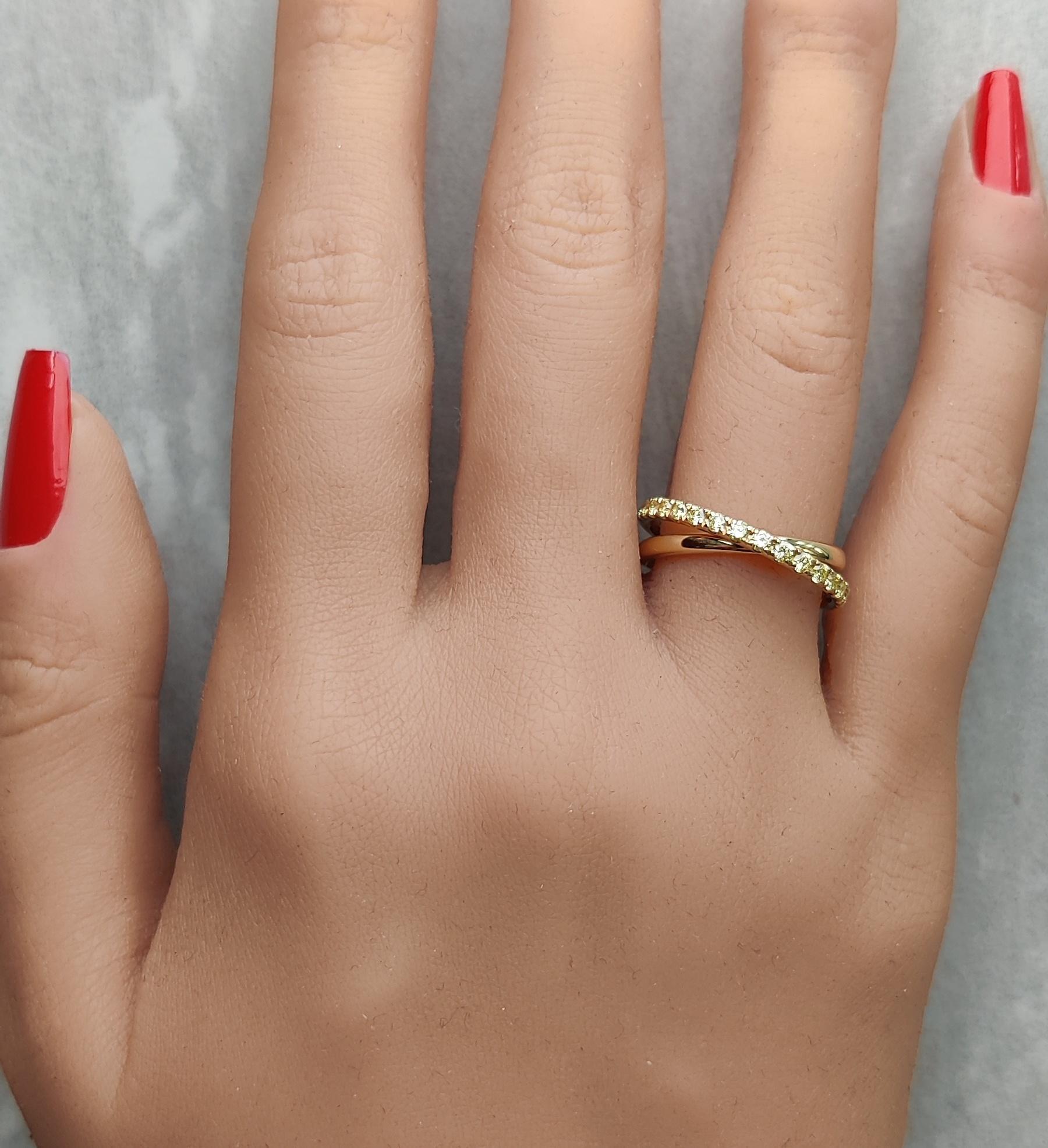 Bague cocktail en or jaune naturel avec diamants ronds de 0.47 carat poids total Neuf - En vente à New York, NY
