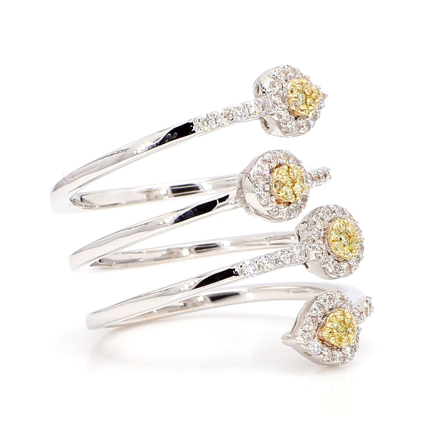 Taille ronde Bague cocktail en or jaune naturel avec diamants ronds de 0.65 carat poids total en vente