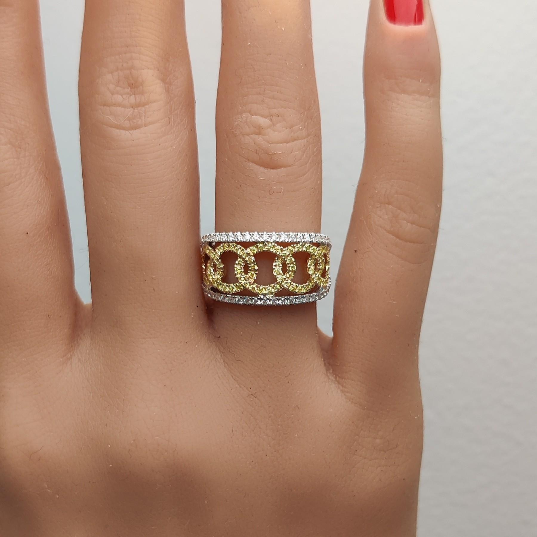 Natural Yellow Round Diamond 0.69 Carat TW Gold Cocktail Ring In New Condition For Sale In New York, NY