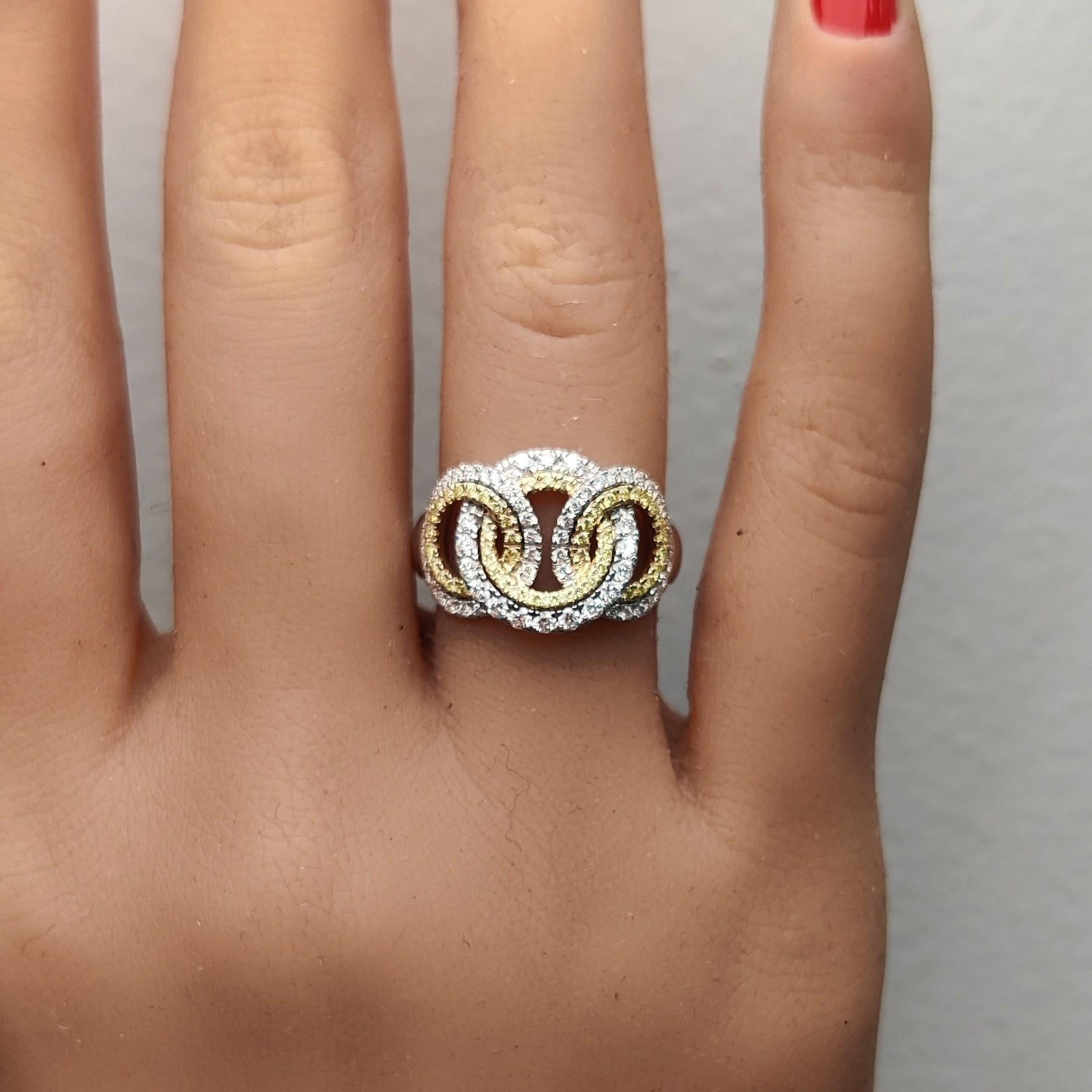 Natural Yellow Round Diamond 0.69 Carat TW Gold Cocktail Ring In New Condition For Sale In New York, NY