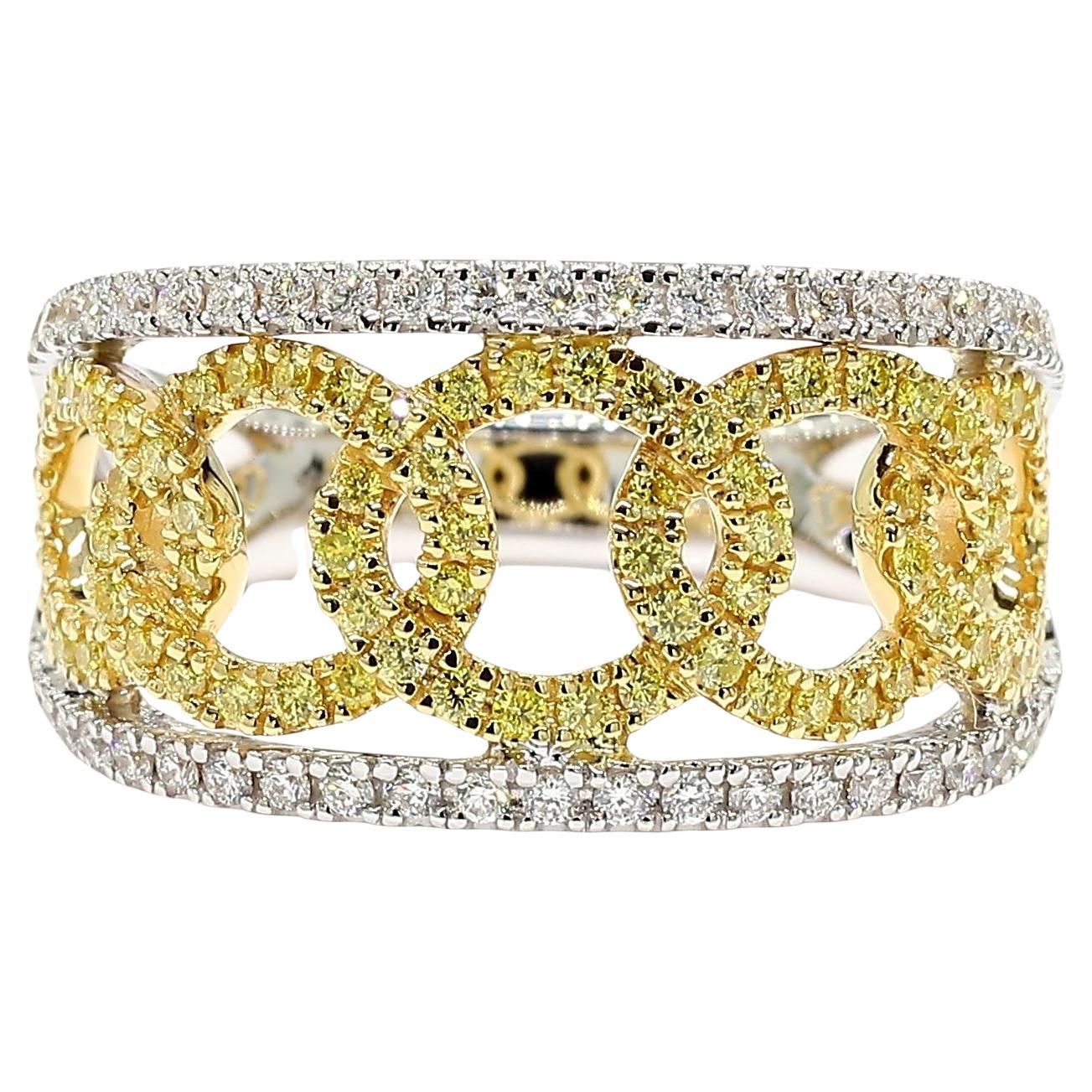 Anello da cocktail in oro giallo naturale con diamante rotondo da 0.69 carati TW